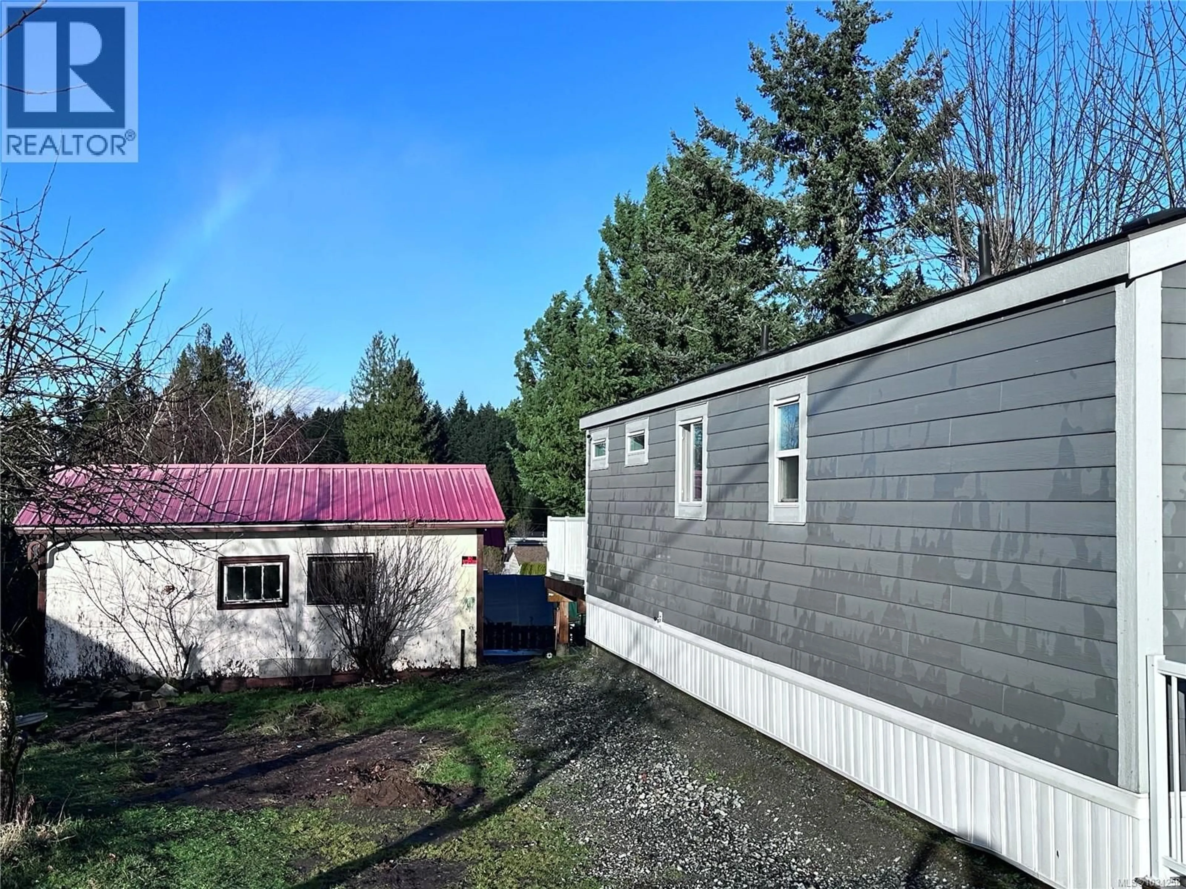 Home with vinyl exterior material, unknown for 1322 BIRCHWOOD ROAD, Ladysmith British Columbia V9G1R5