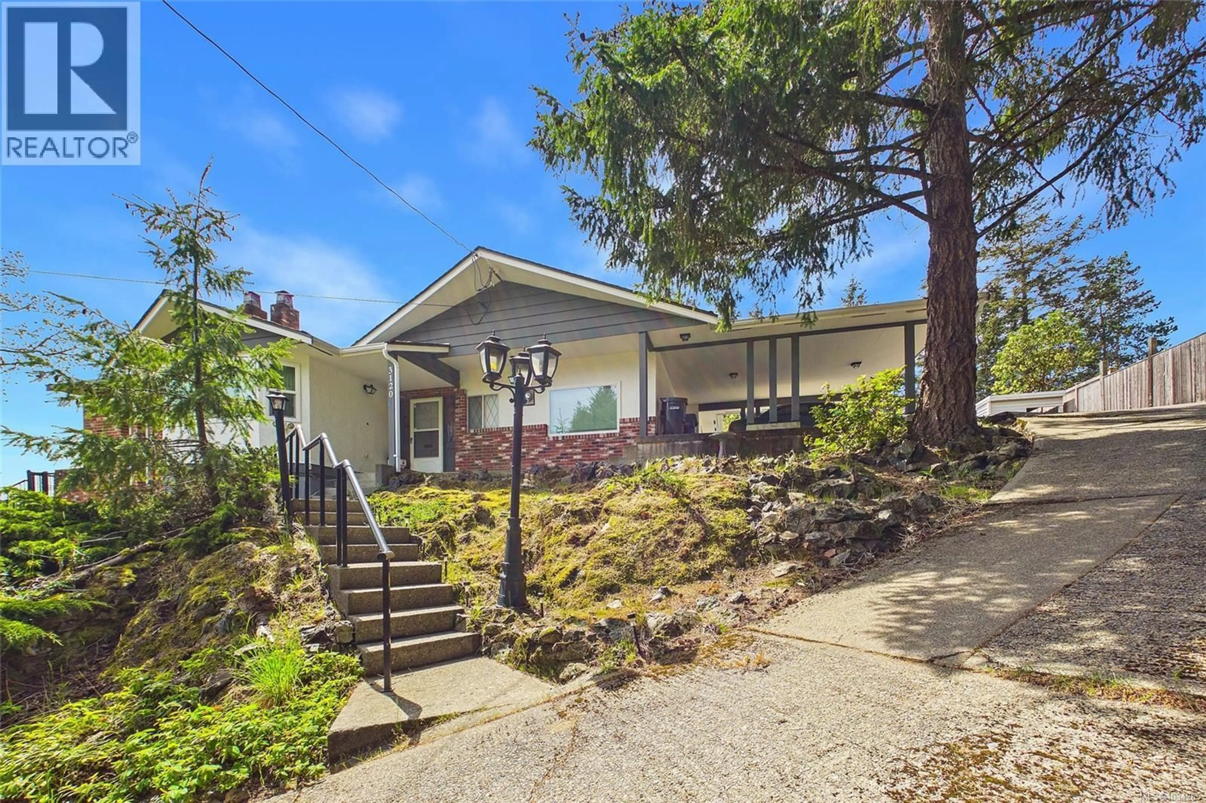 A pic from outside/outdoor area/front of a property/back of a property/a pic from drone, street for 3120 ROBIN HOOD DRIVE, Nanaimo British Columbia V9T1P1