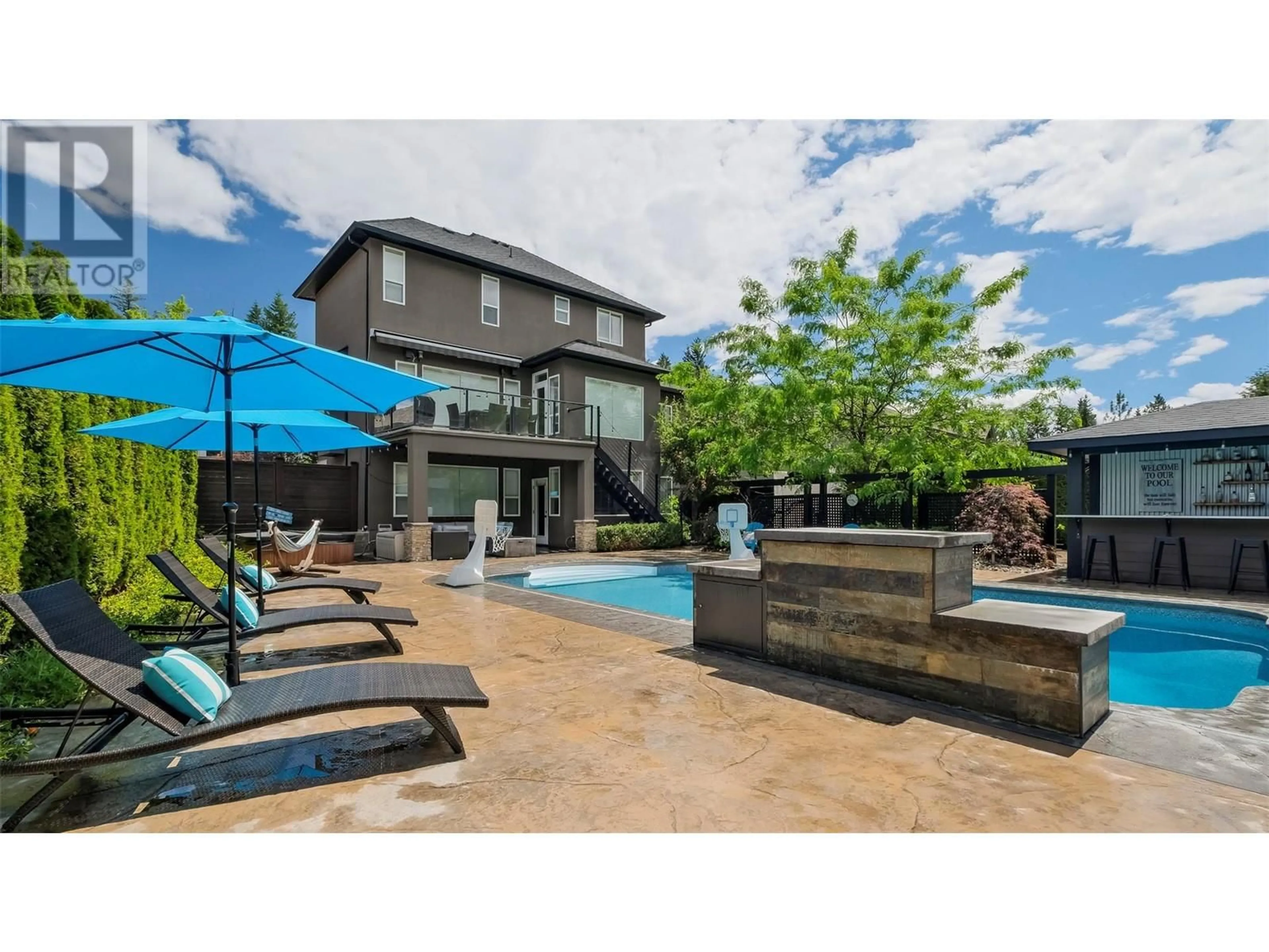 Patio, street for 1088 PEAK POINT DRIVE, West Kelowna British Columbia V1Z4A9
