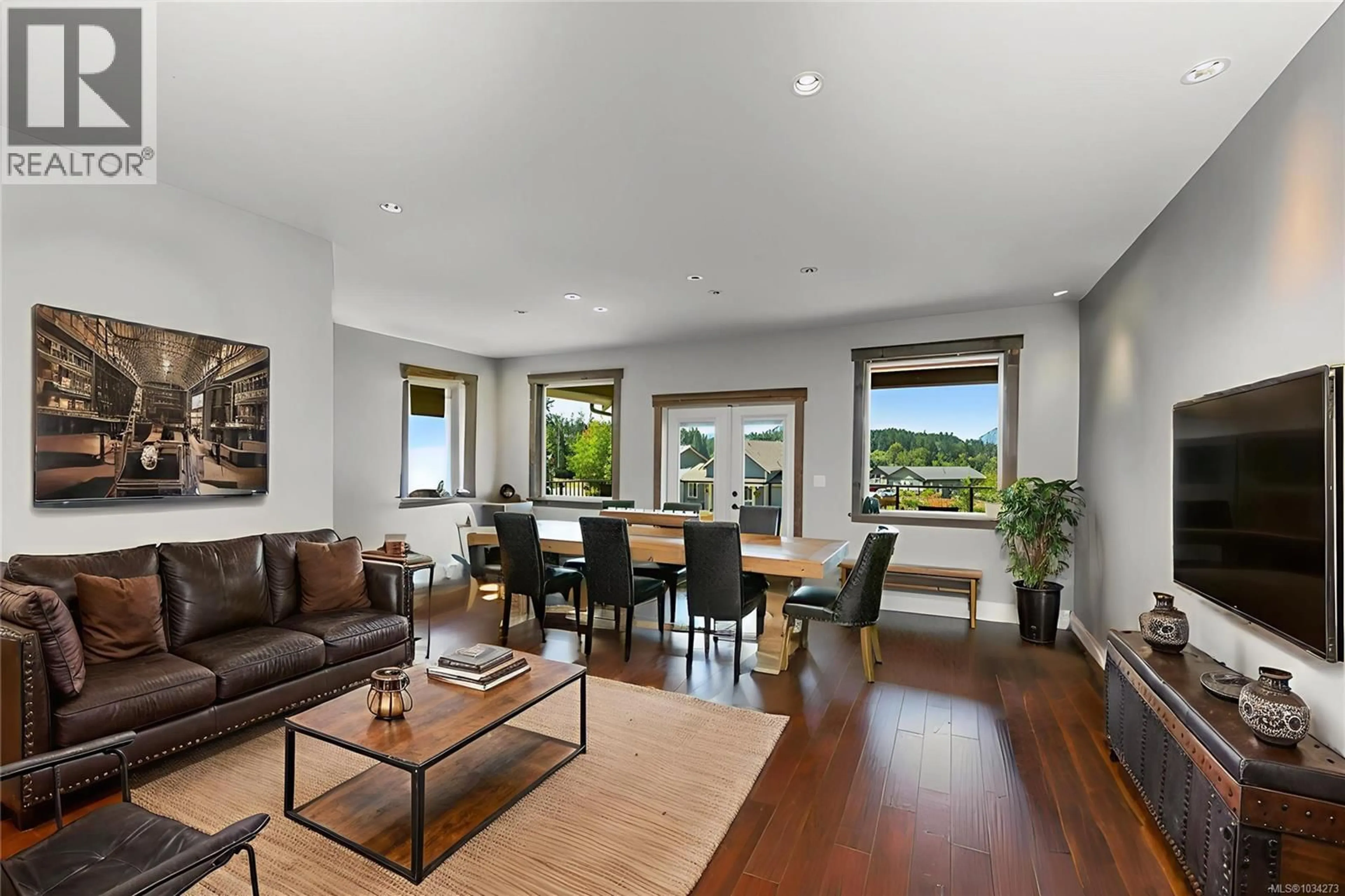Living room with furniture, wood/laminate floor for 263 TAL ROAD, Lake Cowichan British Columbia V0R2G0