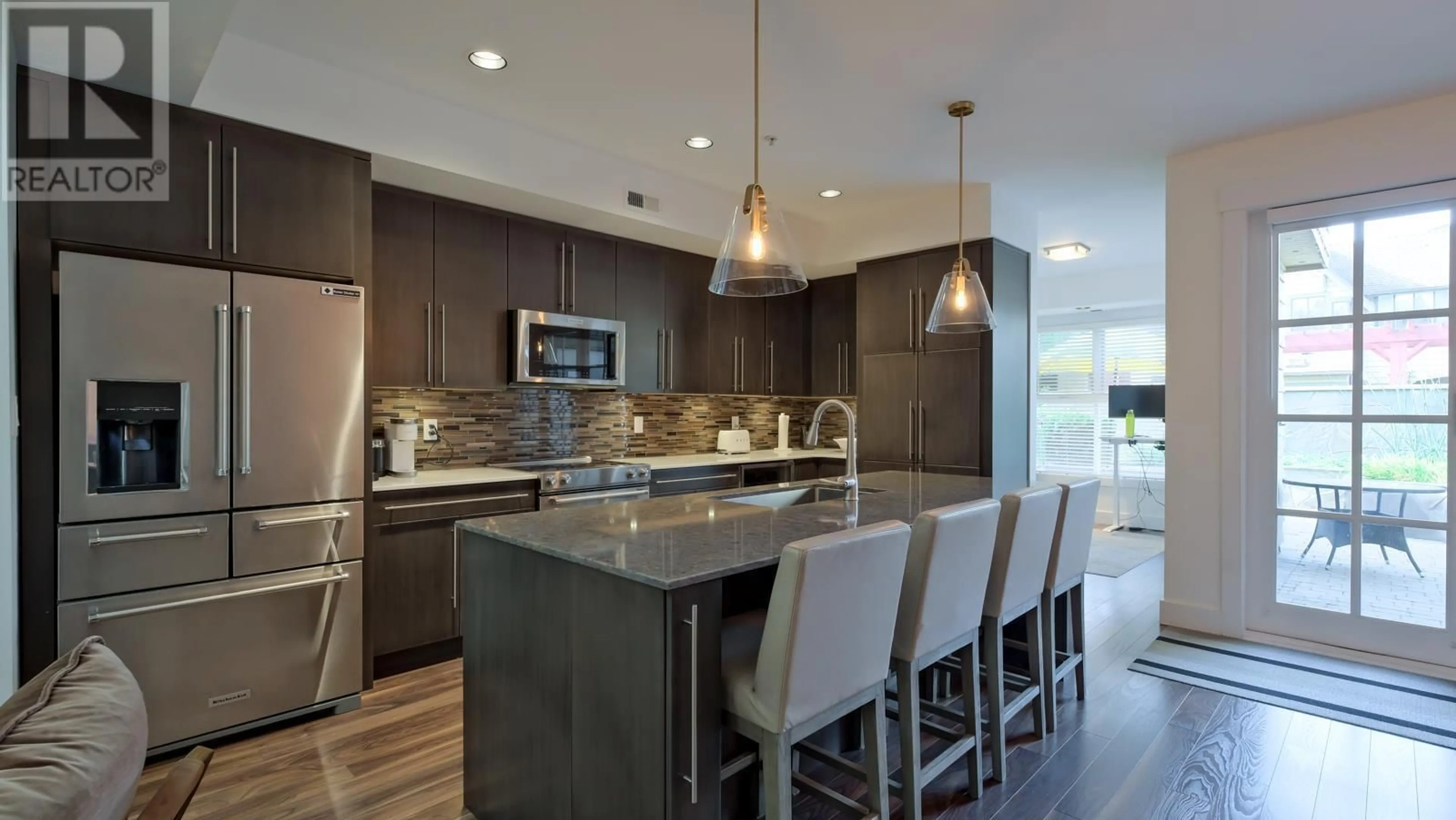 Contemporary kitchen, unknown for 125 - 3880 TRUSWELL ROAD, Kelowna British Columbia V1W5A2