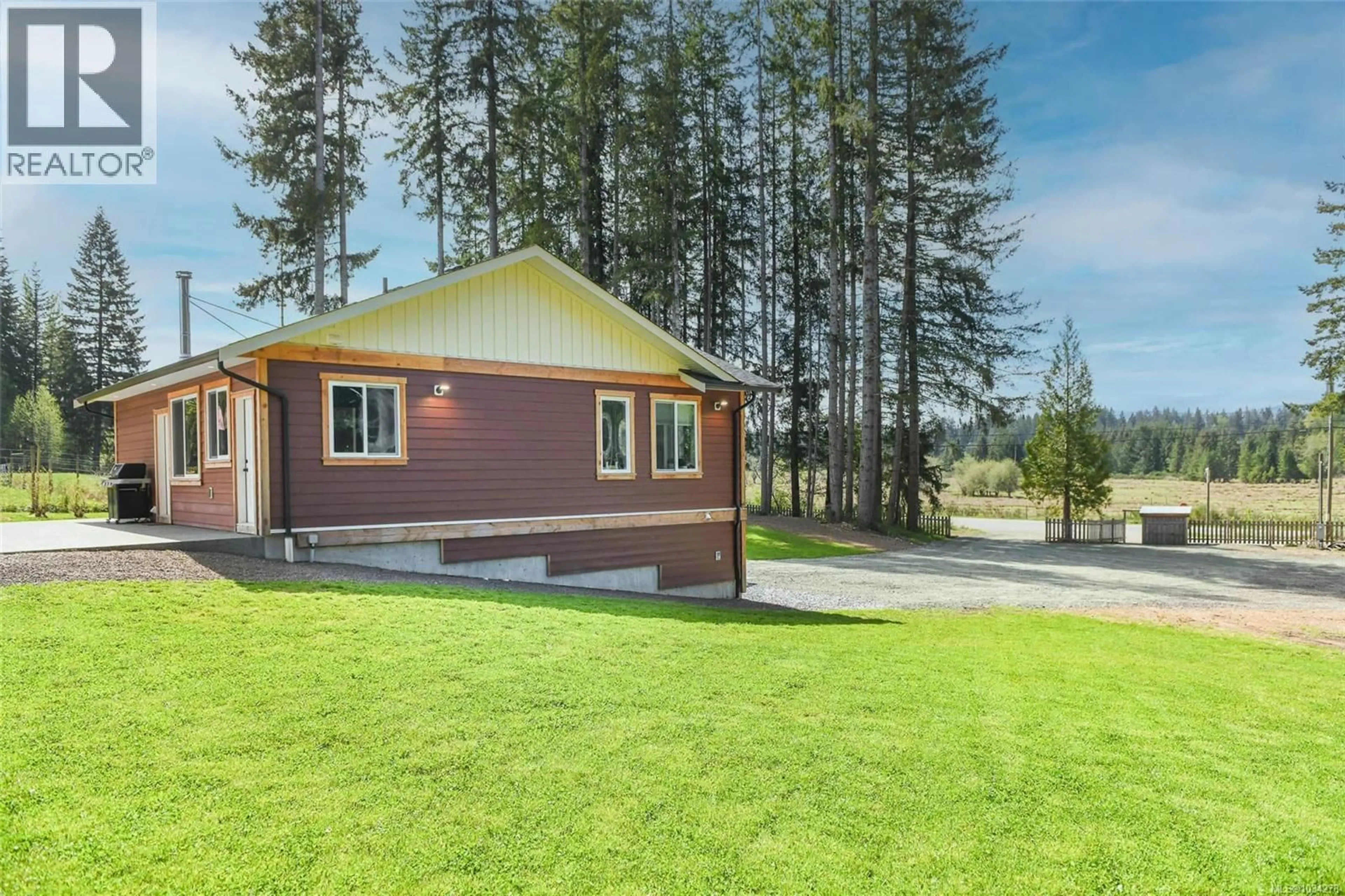 Unknown for 7594 ISLAND HIGHWAY NORTH, Merville British Columbia V9N1G3