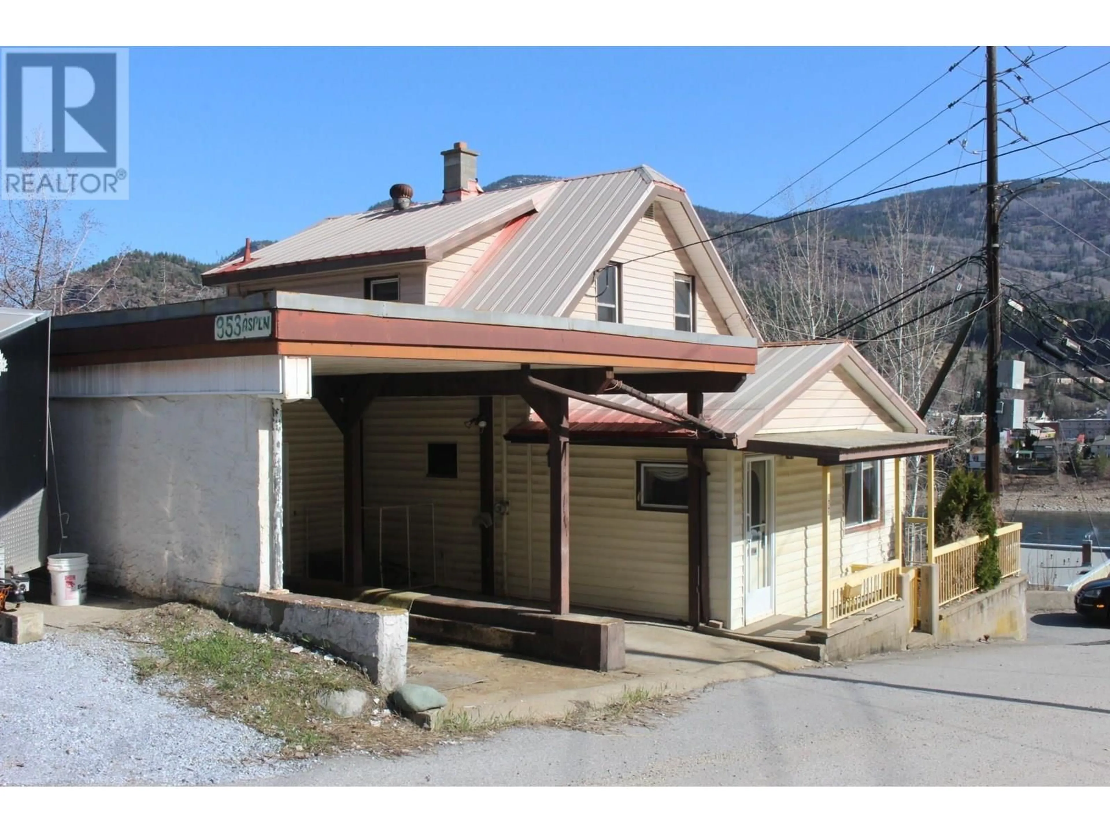Unknown for 953 ASPEN STREET, Trail British Columbia V1R3Y1