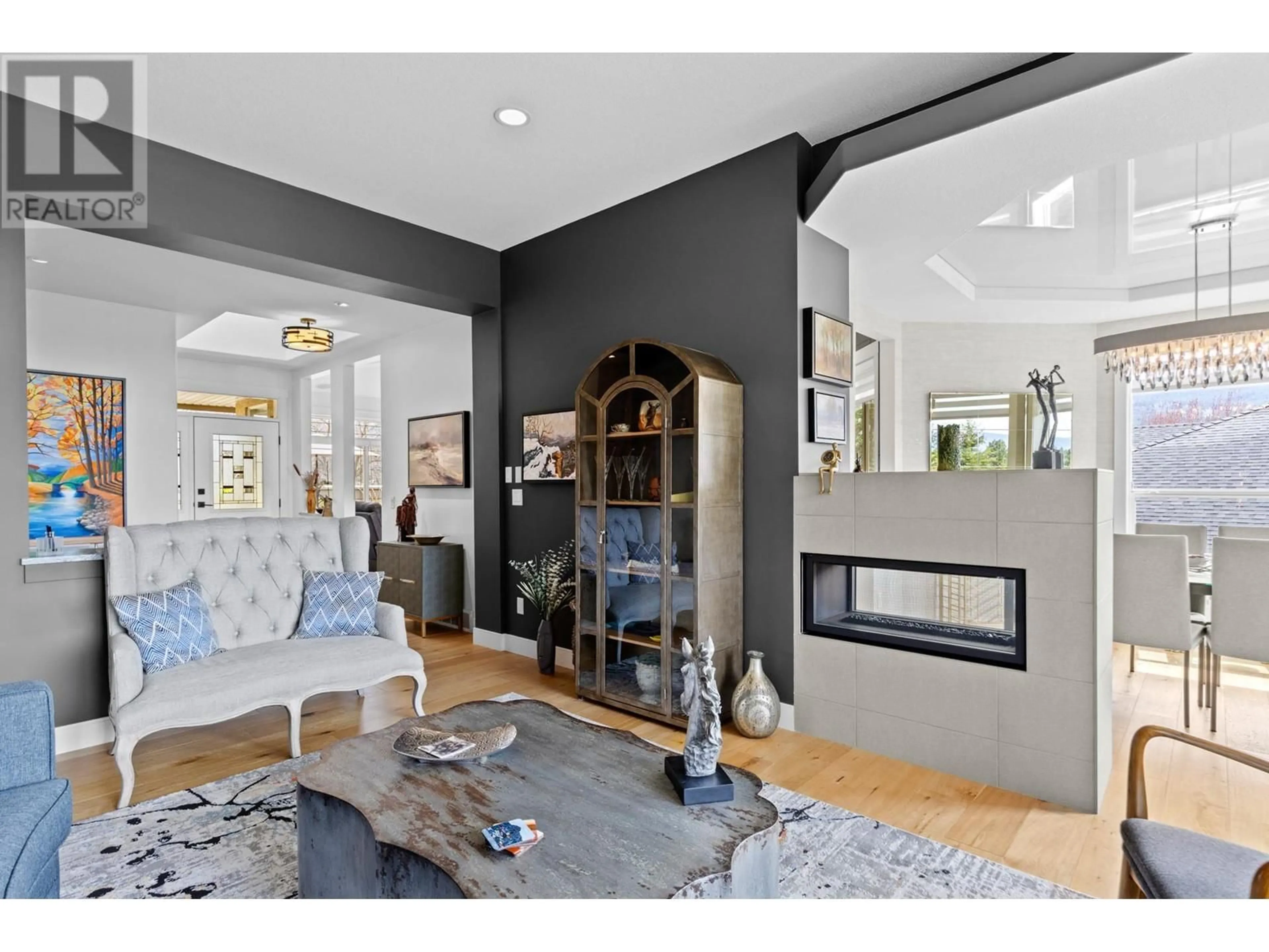 Living room with furniture, unknown for 17 - 3888 GALLAGHERS PINNACLE WAY, Kelowna British Columbia V1W3Z8