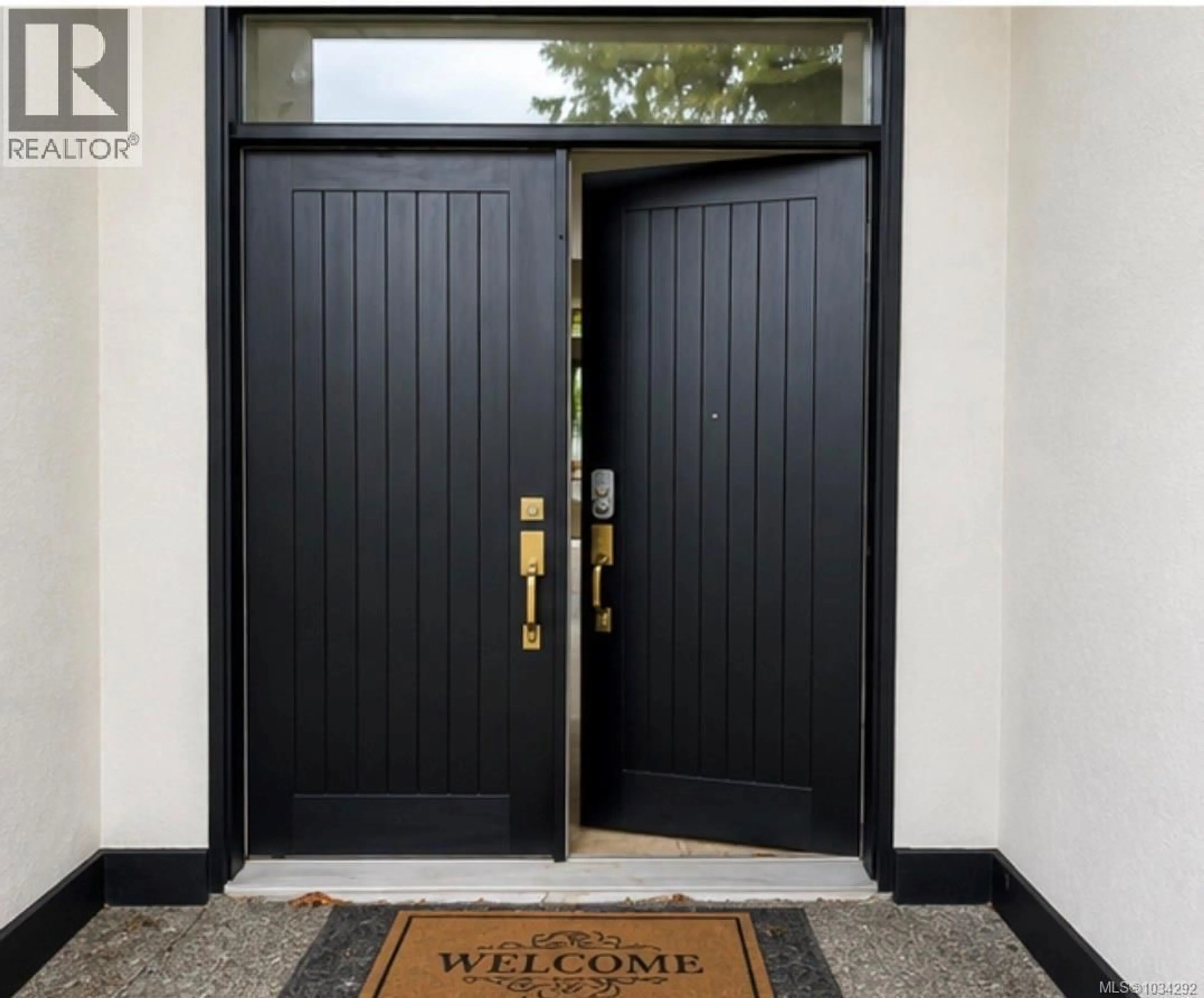 Indoor entryway for 538 ROWAN DRIVE, Qualicum Beach British Columbia V9K1K1