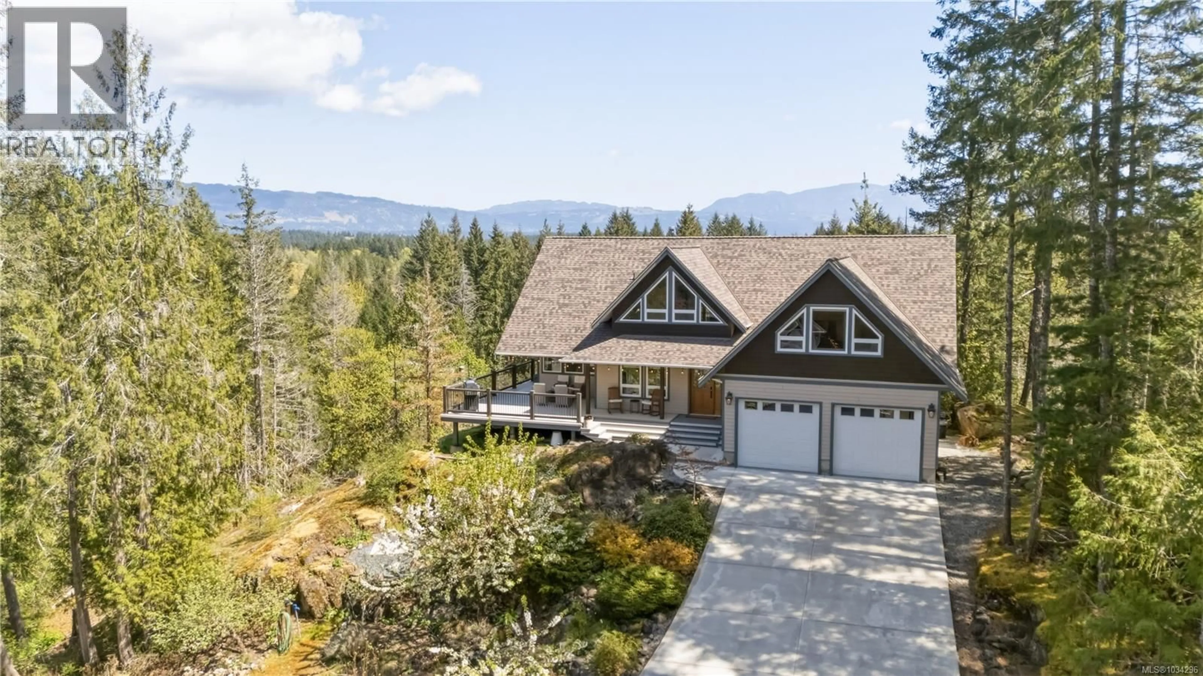 A pic from outside/outdoor area/front of a property/back of a property/a pic from drone, mountain view for 5070 KATHERINE DRIVE, Port Alberni British Columbia V9Y9E4