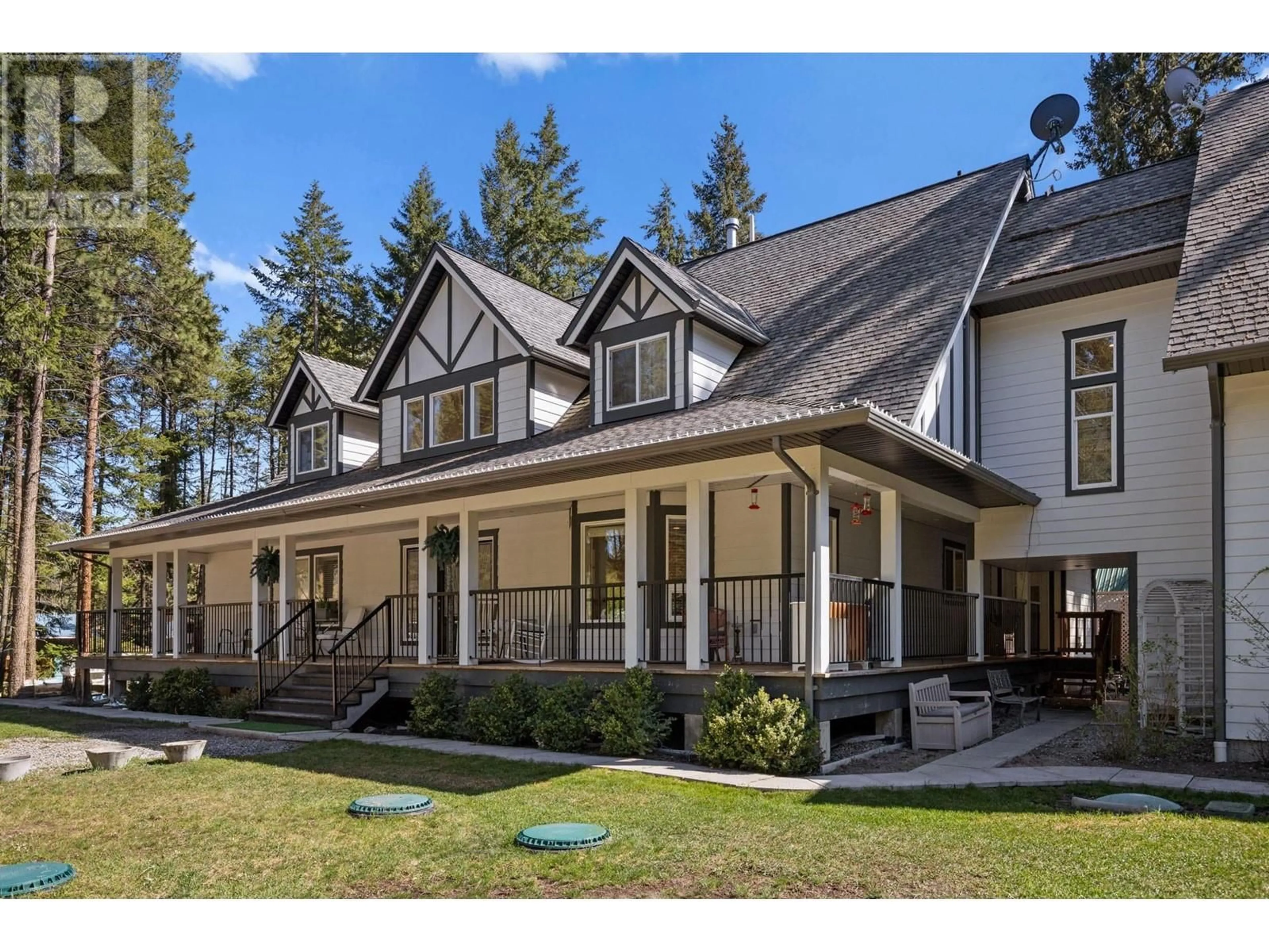 Home with vinyl exterior material, mountain view for 7991 ALPINE ROAD, Kelowna British Columbia V1Z3V8