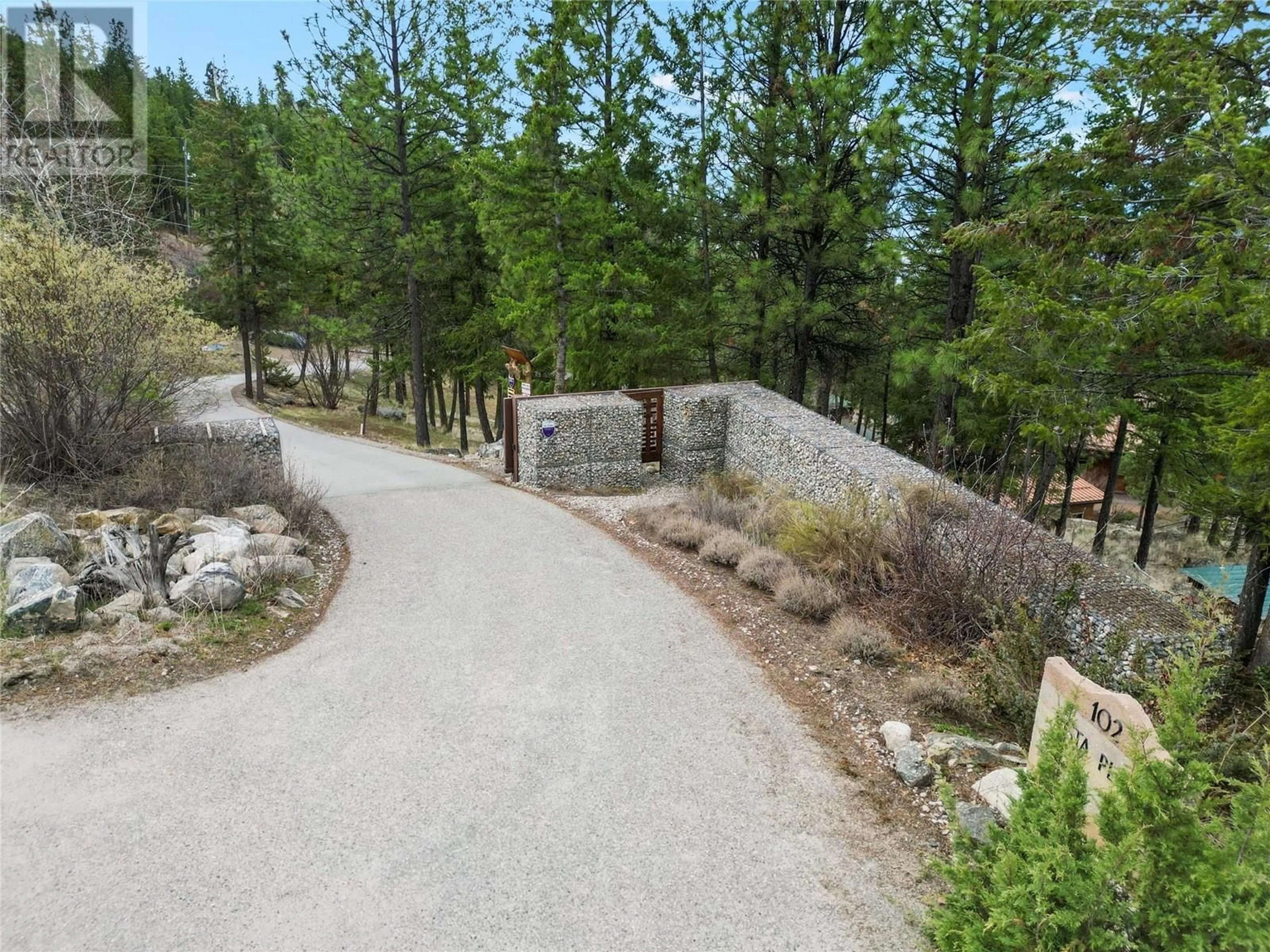 Unknown for 102 VISTA PLACE, Penticton British Columbia V2A8T4