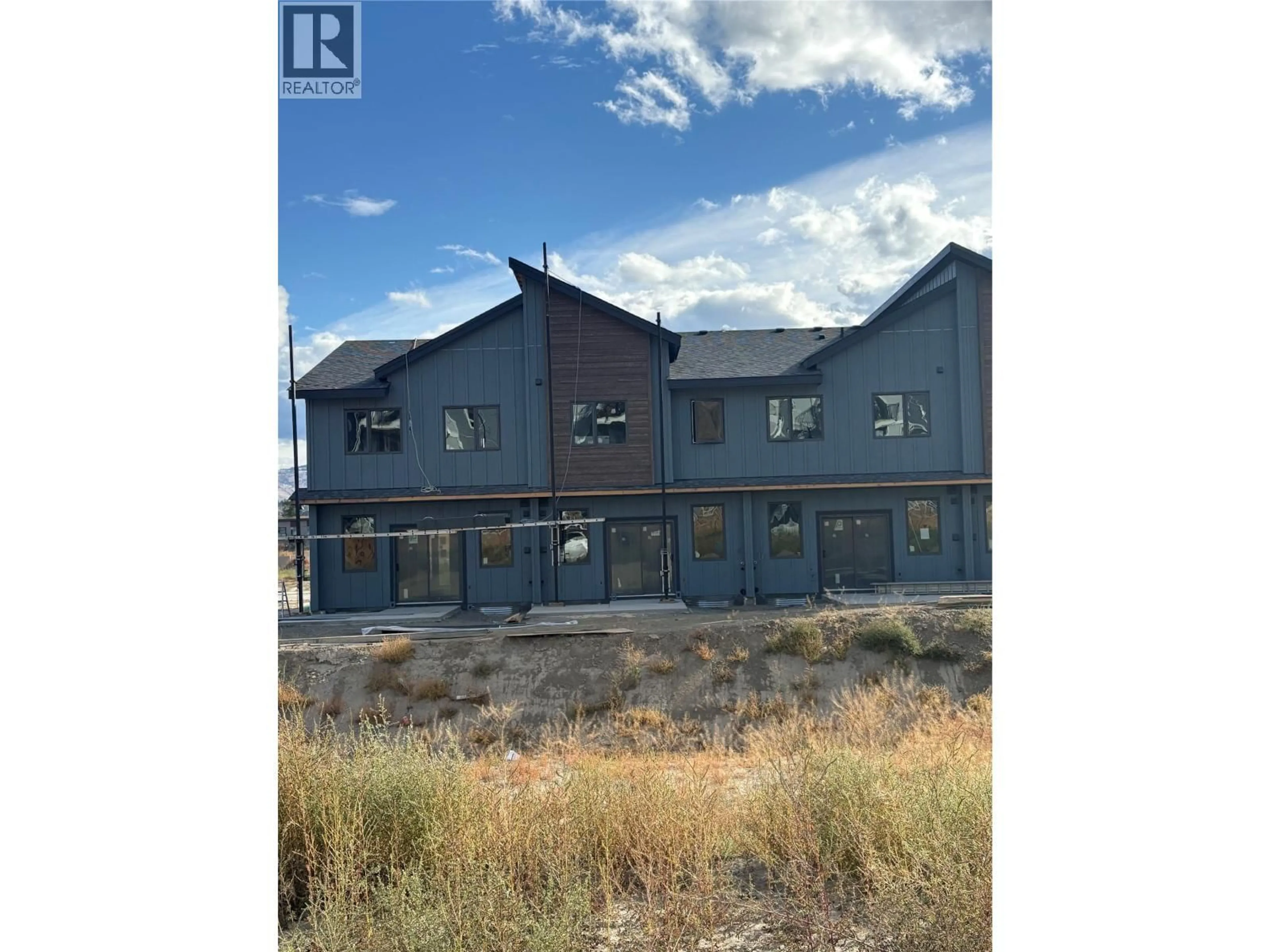 A pic from outside/outdoor area/front of a property/back of a property/a pic from drone, building for 153 - 3580 VALLEYVIEW DRIVE, Kamloops British Columbia V2C0H5
