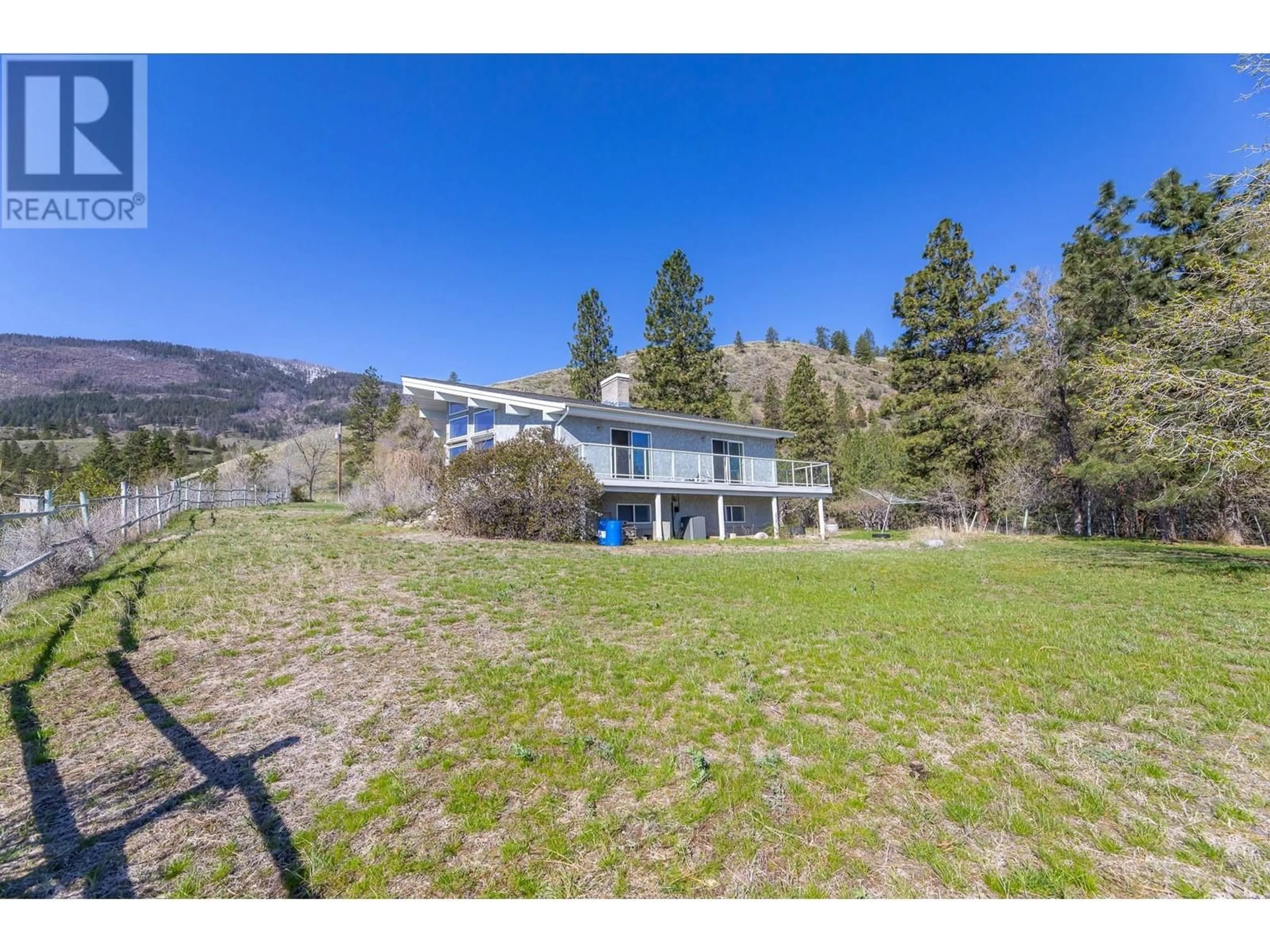 A pic from outside/outdoor area/front of a property/back of a property/a pic from drone, mountain view for 163 WILLOWBROOK ROAD, Oliver British Columbia V0H1T5
