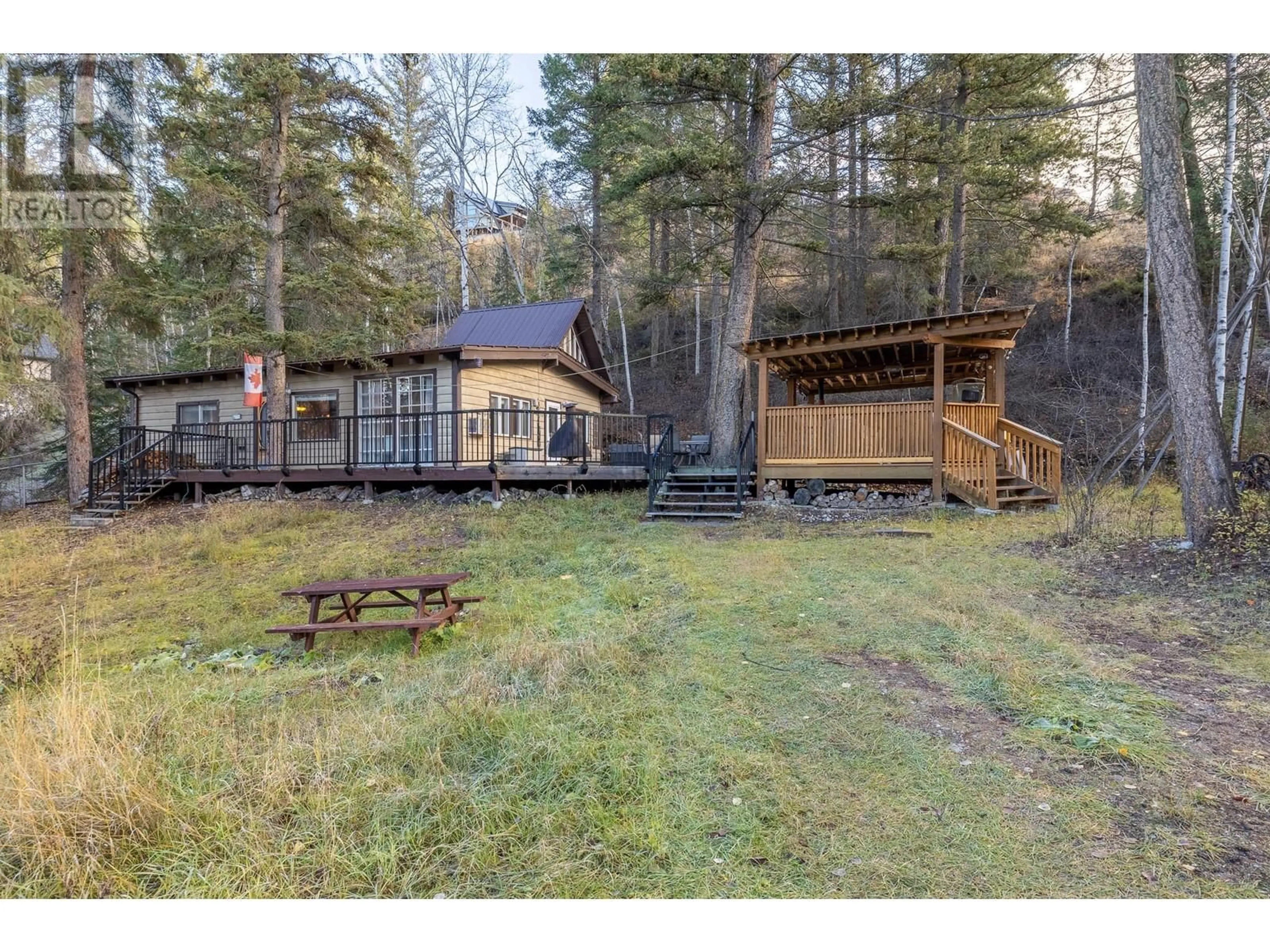 Unknown for 4736 COPPER CRESCENT, Windermere British Columbia V0B2L2