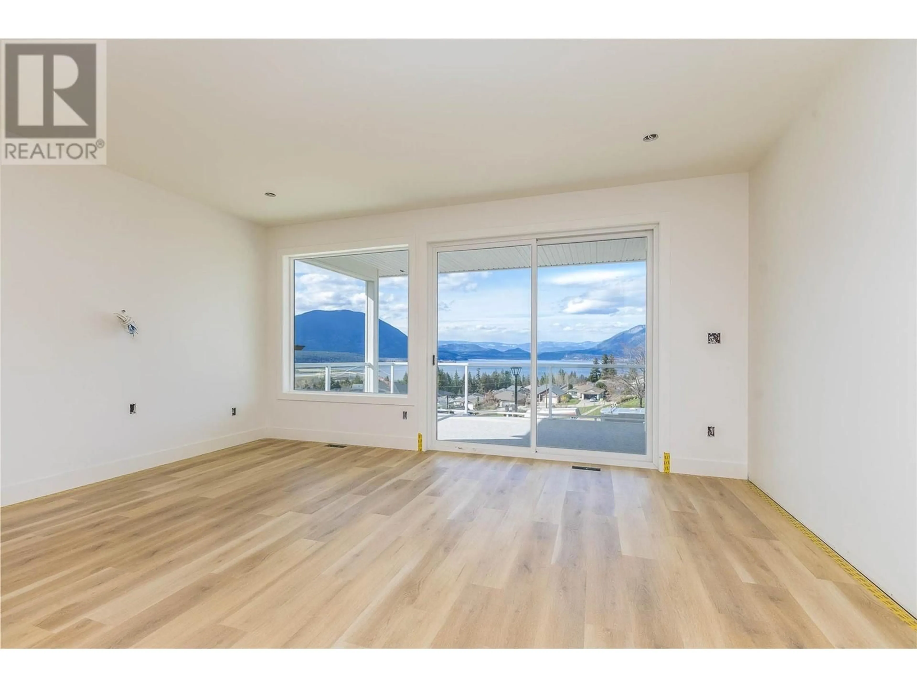 Unknown for 1160 16 AVENUE SOUTHEAST, Salmon Arm British Columbia V1E2R5