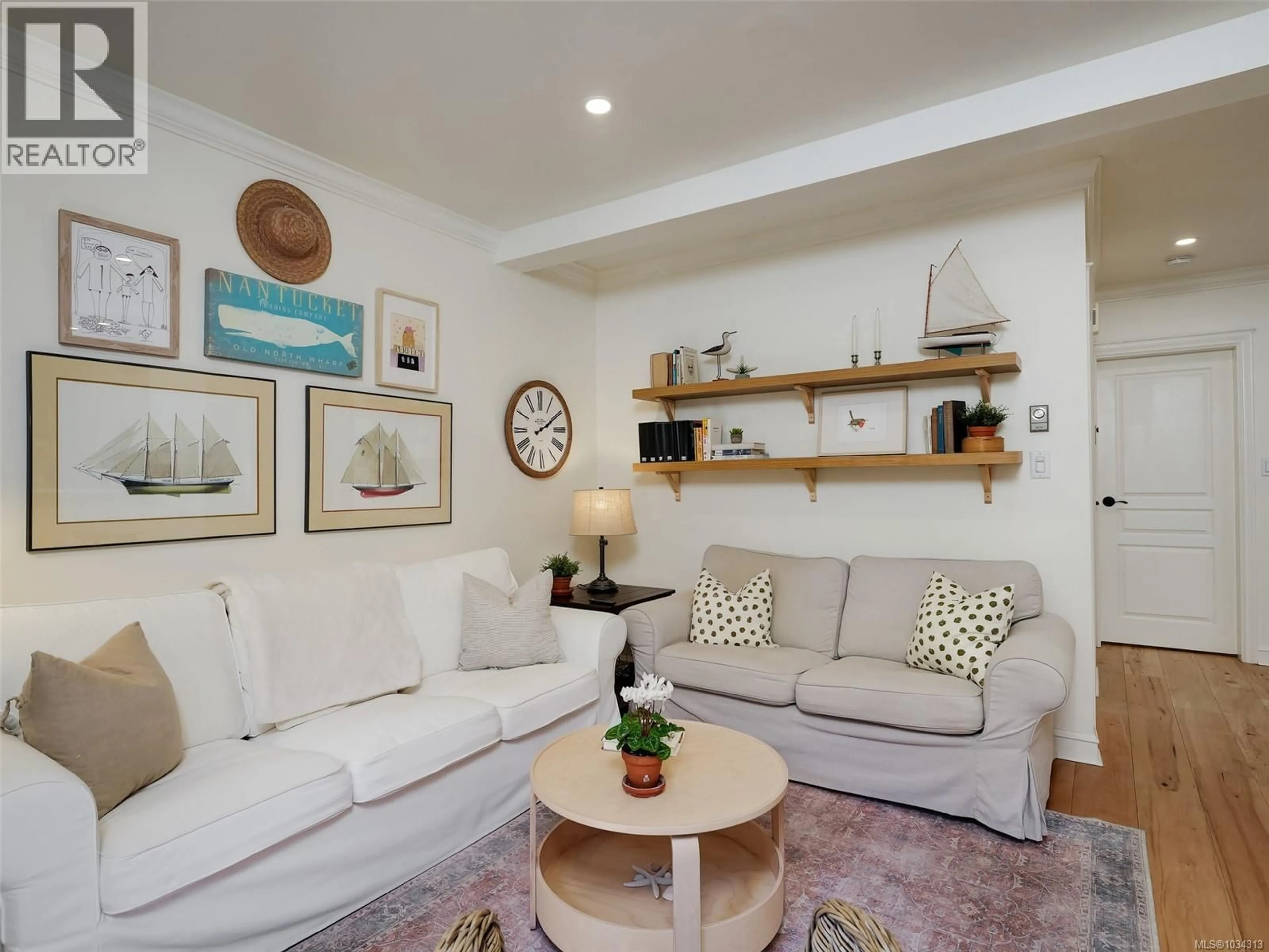 Living room with furniture, unknown for C - 142 ST. LAWRENCE STREET, Victoria British Columbia V8V1X8