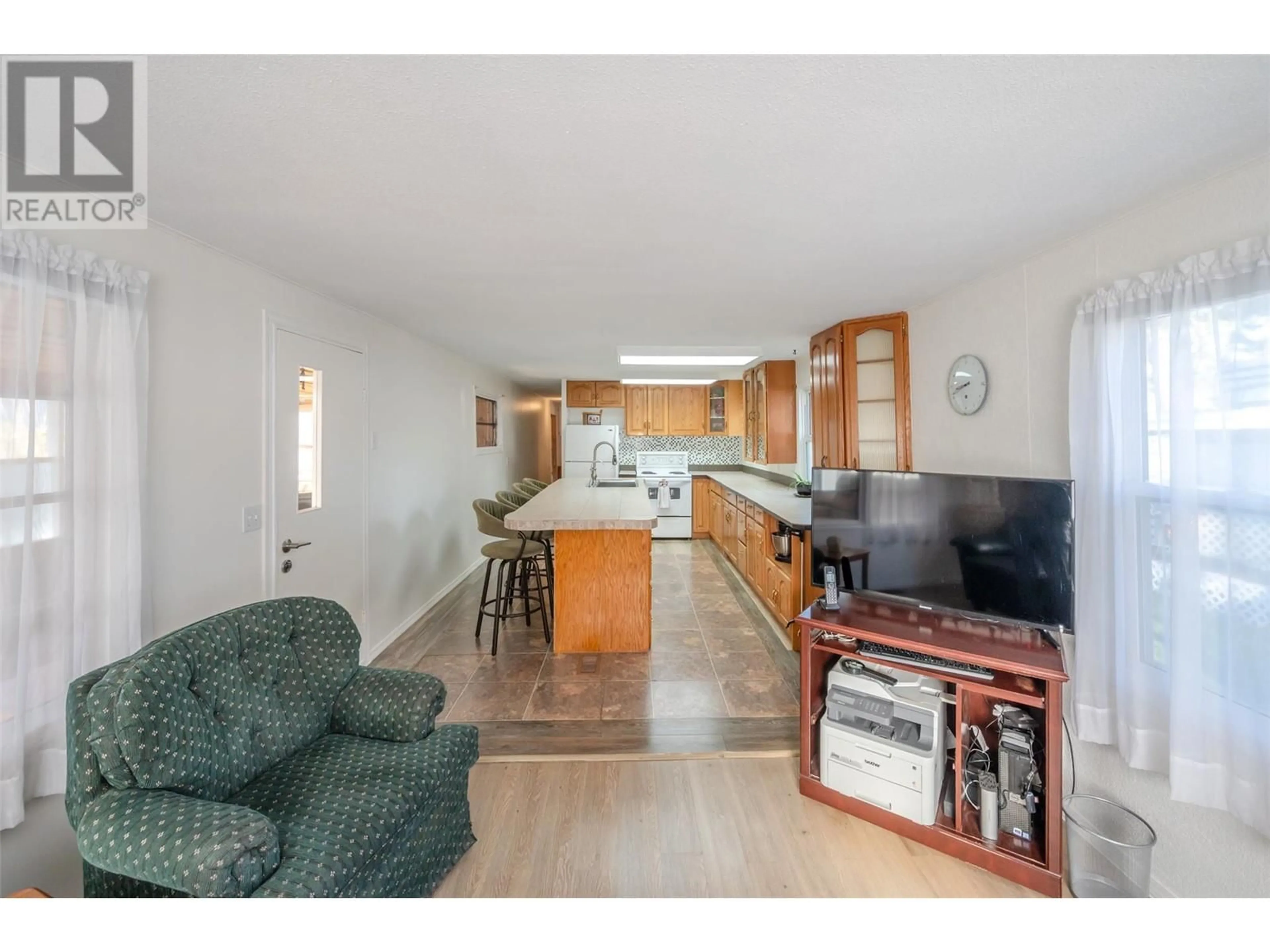 Open concept kitchen, unknown for E8 - 4505 MCLEAN CREEK ROAD, Okanagan Falls British Columbia V0H1R1