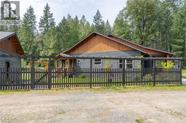 358 MILL ROAD, Thetis Island 2