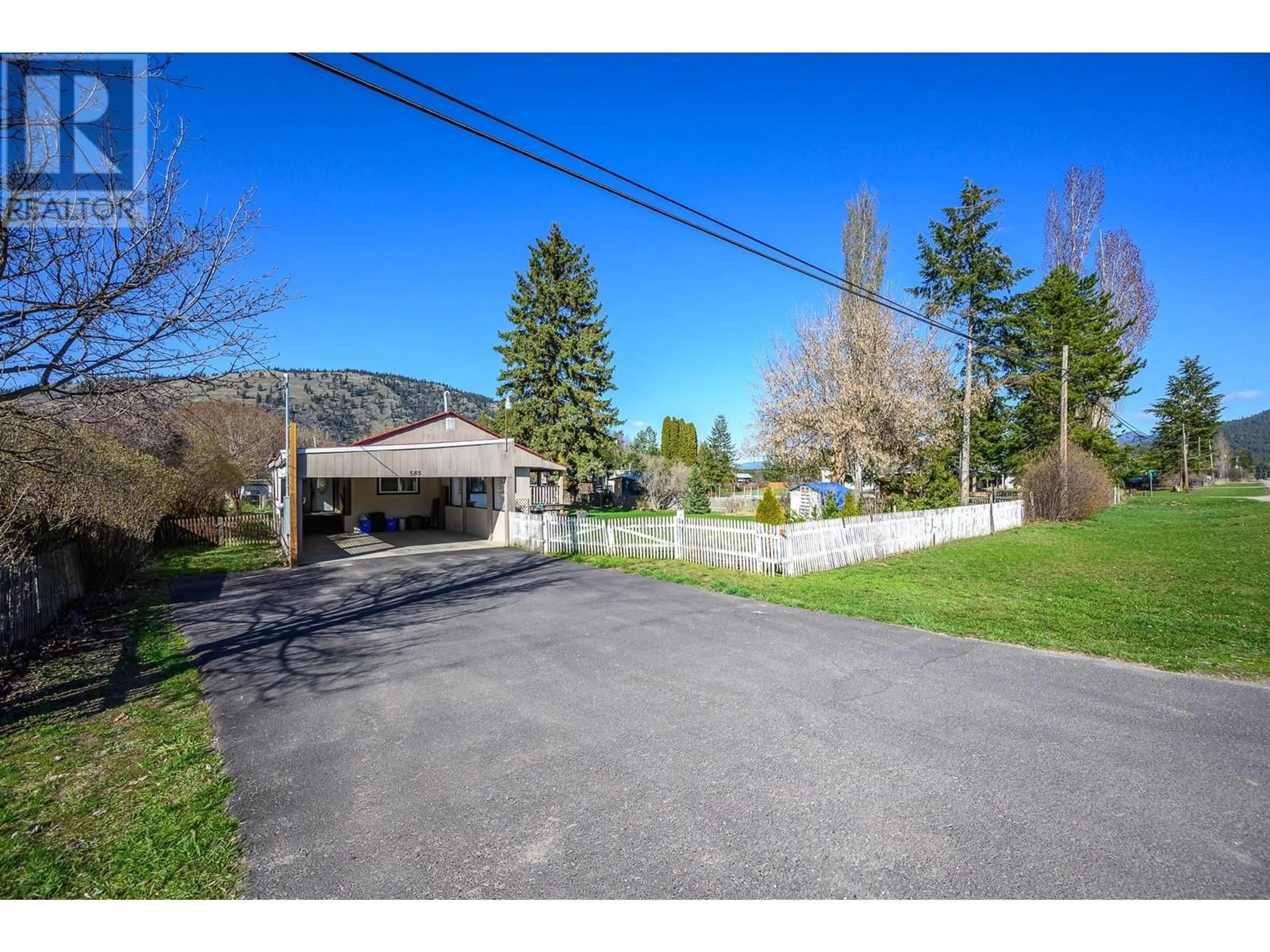 A pic from outside/outdoor area/front of a property/back of a property/a pic from drone, street for 585 WHITEVALE ROAD, Lumby British Columbia V0E2G7