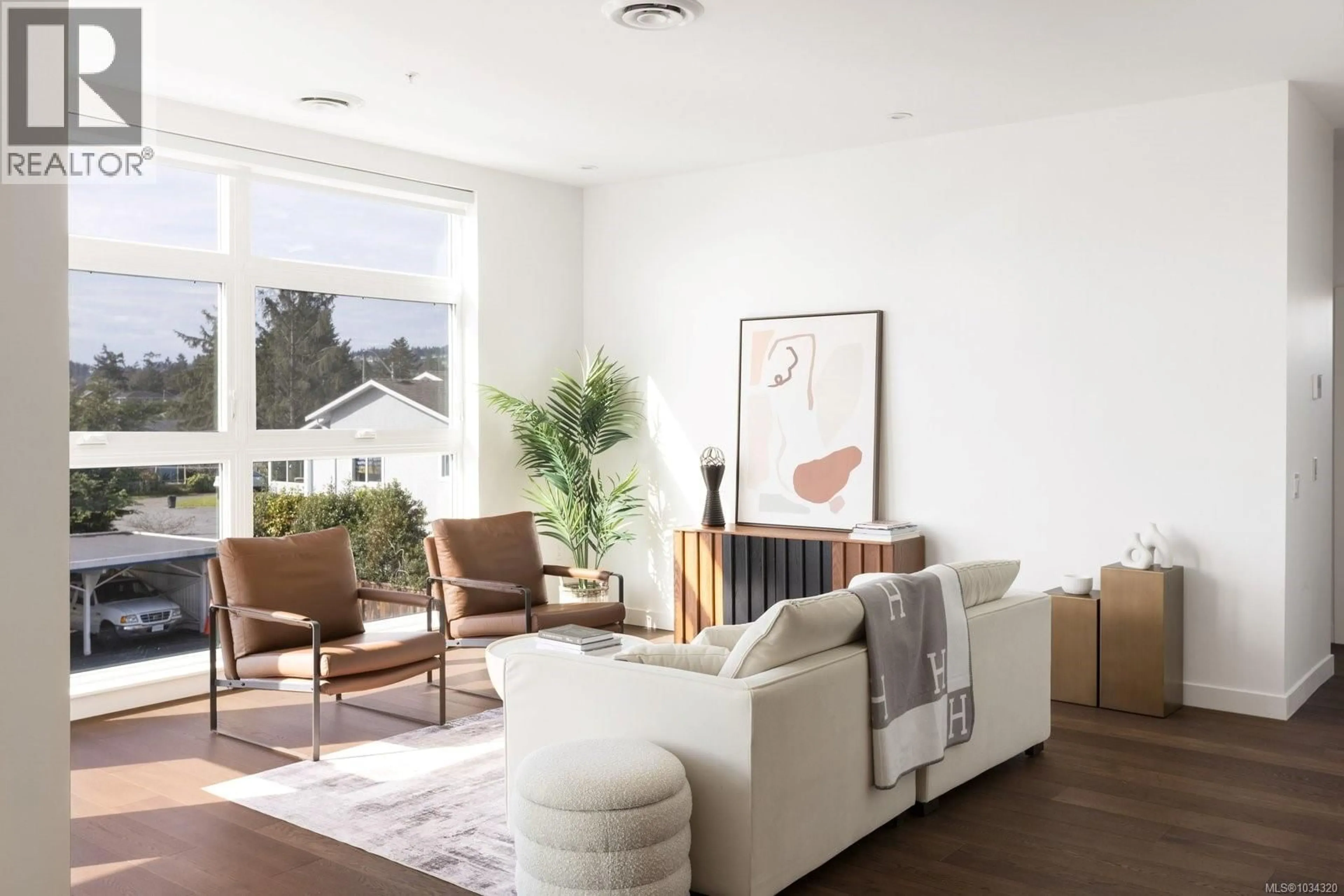 Living room with furniture, unknown for 108 - 9570 FIFTH STREET, Sidney British Columbia V8L2W5