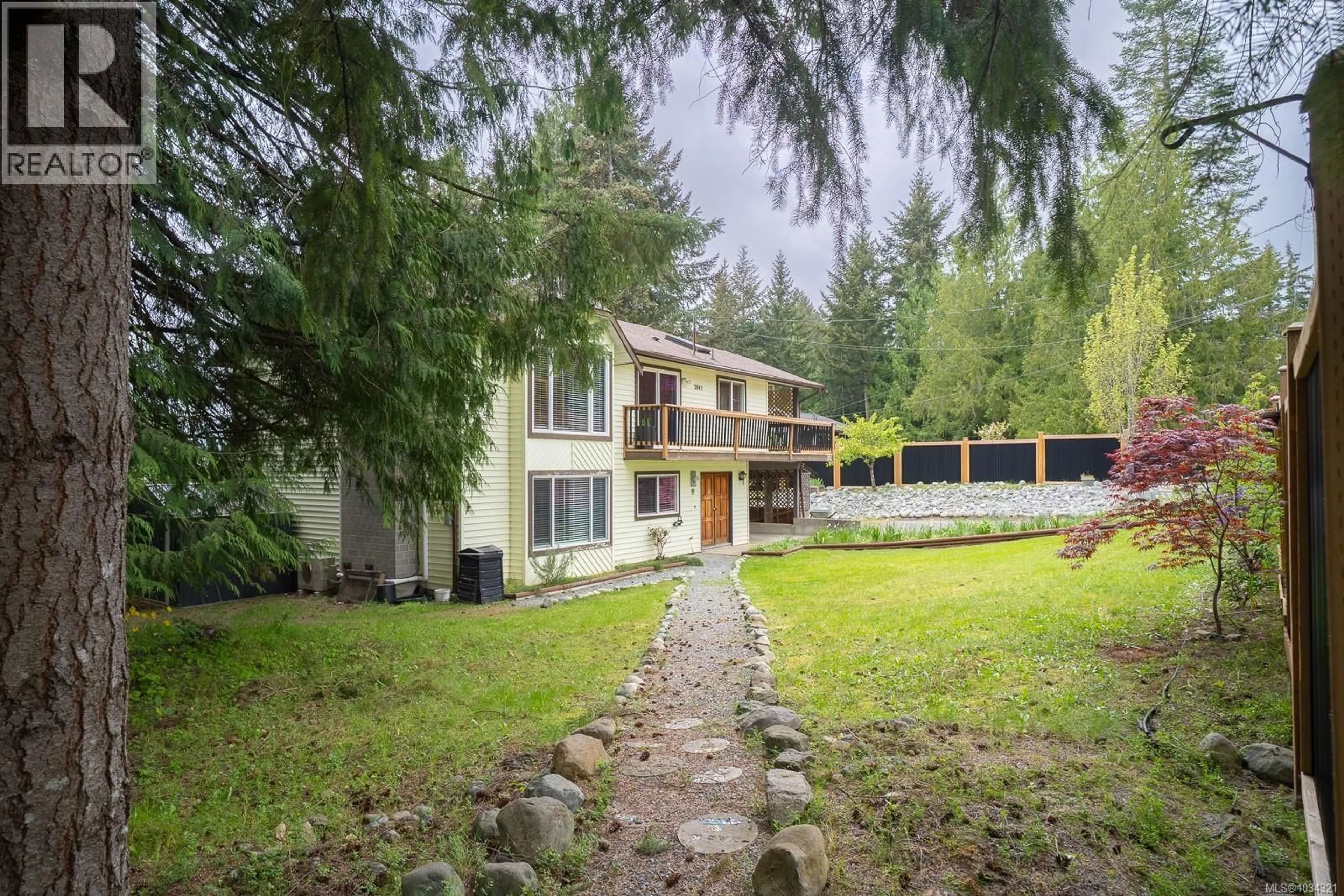 Patio, forest/trees view for 2045 FURN ROAD, Nanaimo British Columbia V9X1J4