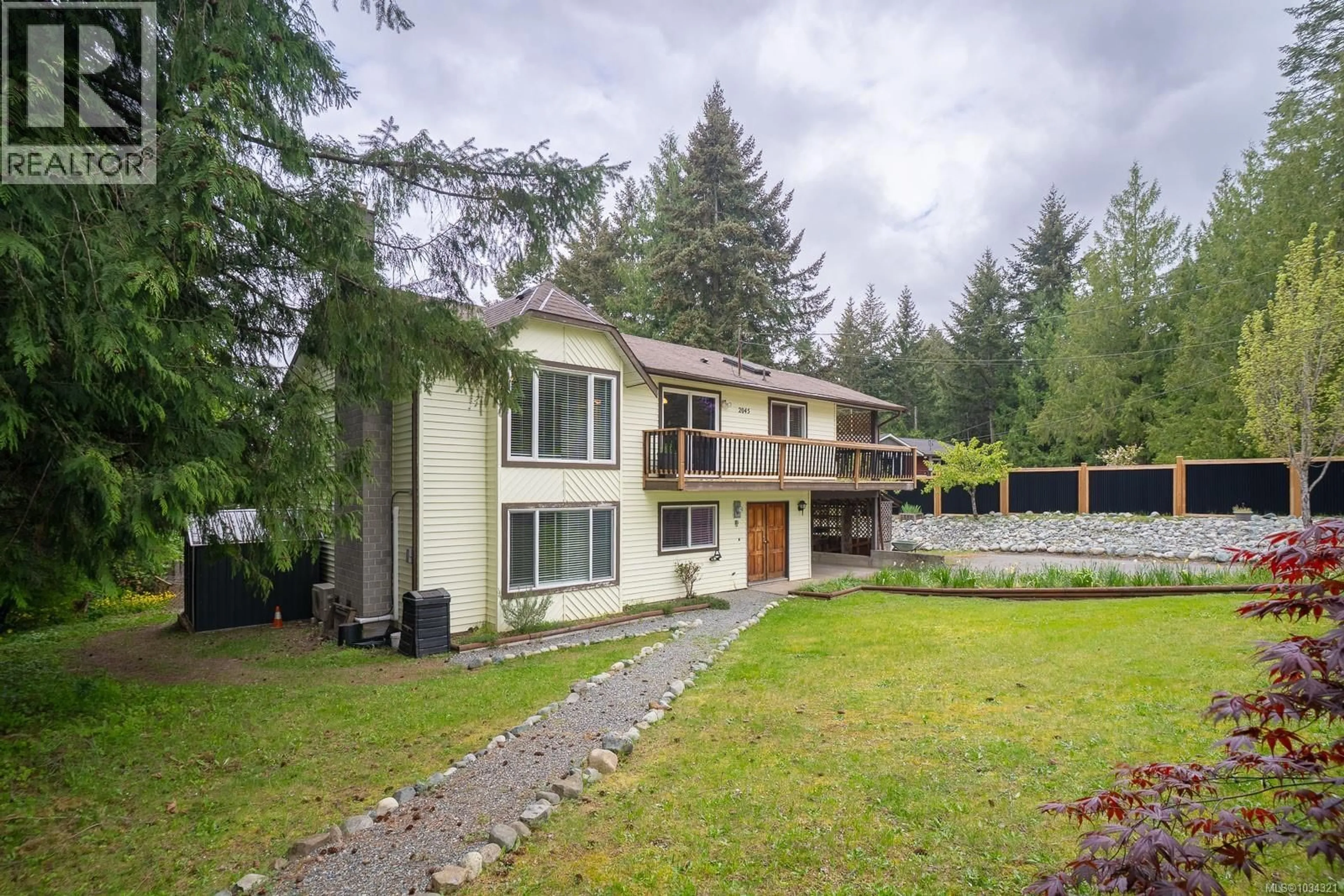 A pic from outside/outdoor area/front of a property/back of a property/a pic from drone, unknown for 2045 FURN ROAD, Nanaimo British Columbia V9X1J4