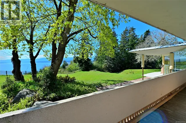 1133 MOORE ROAD, Comox 2