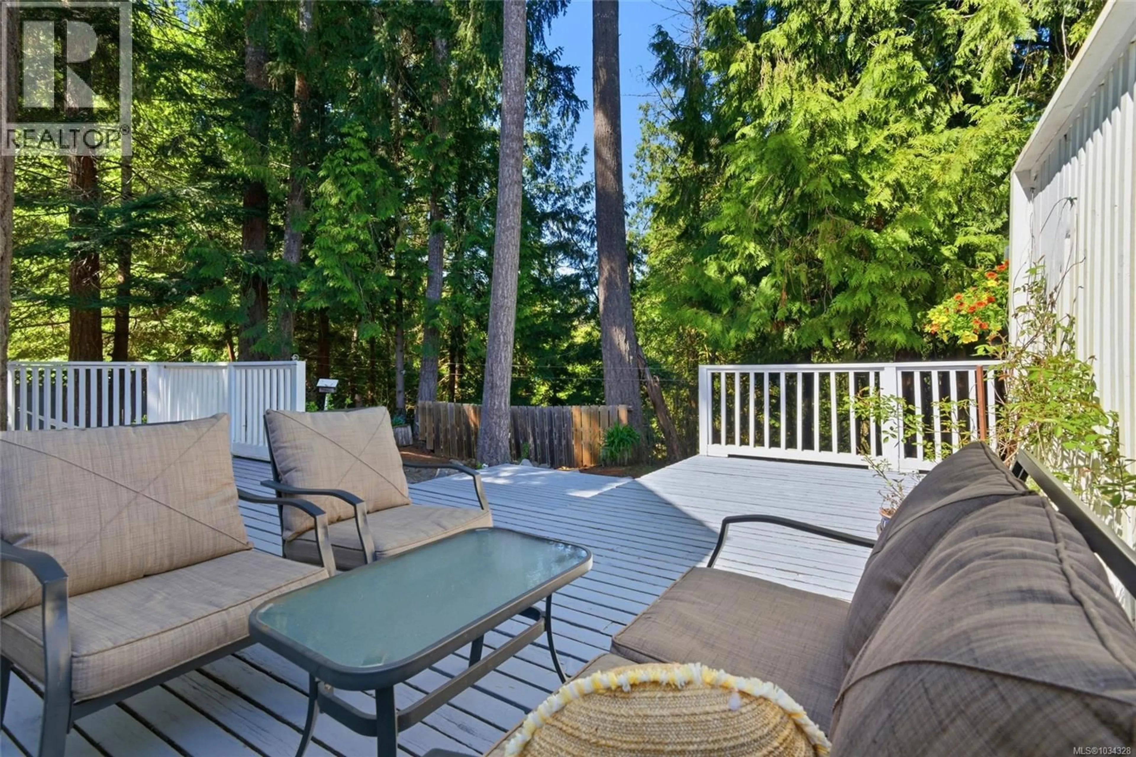 Patio, forest/trees view for 3961 DUNSMUIR STREET, Port Alberni British Columbia V9Y7V1