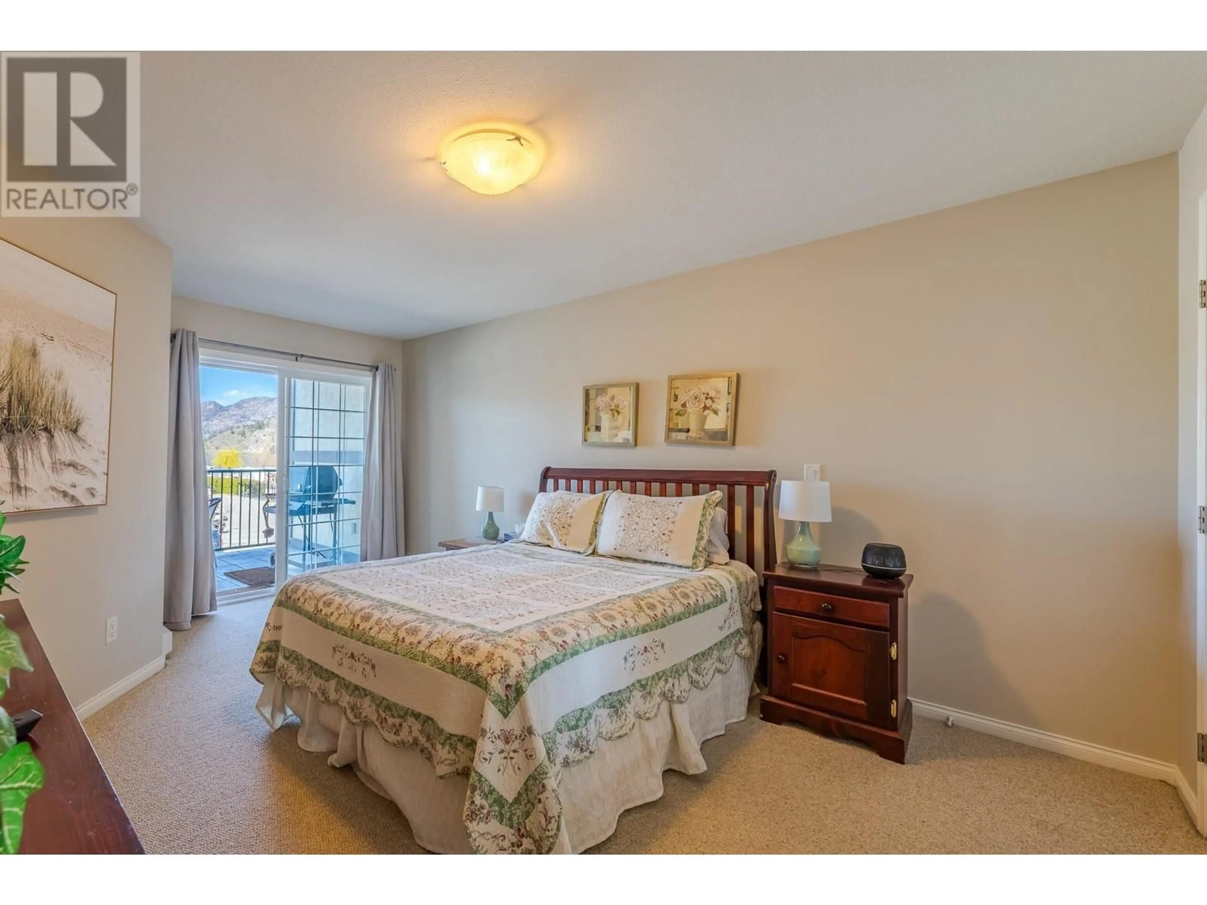 Bedroom with bed, unknown for 202 - 850 RAILWAY LANE, Okanagan Falls British Columbia V0H1R4