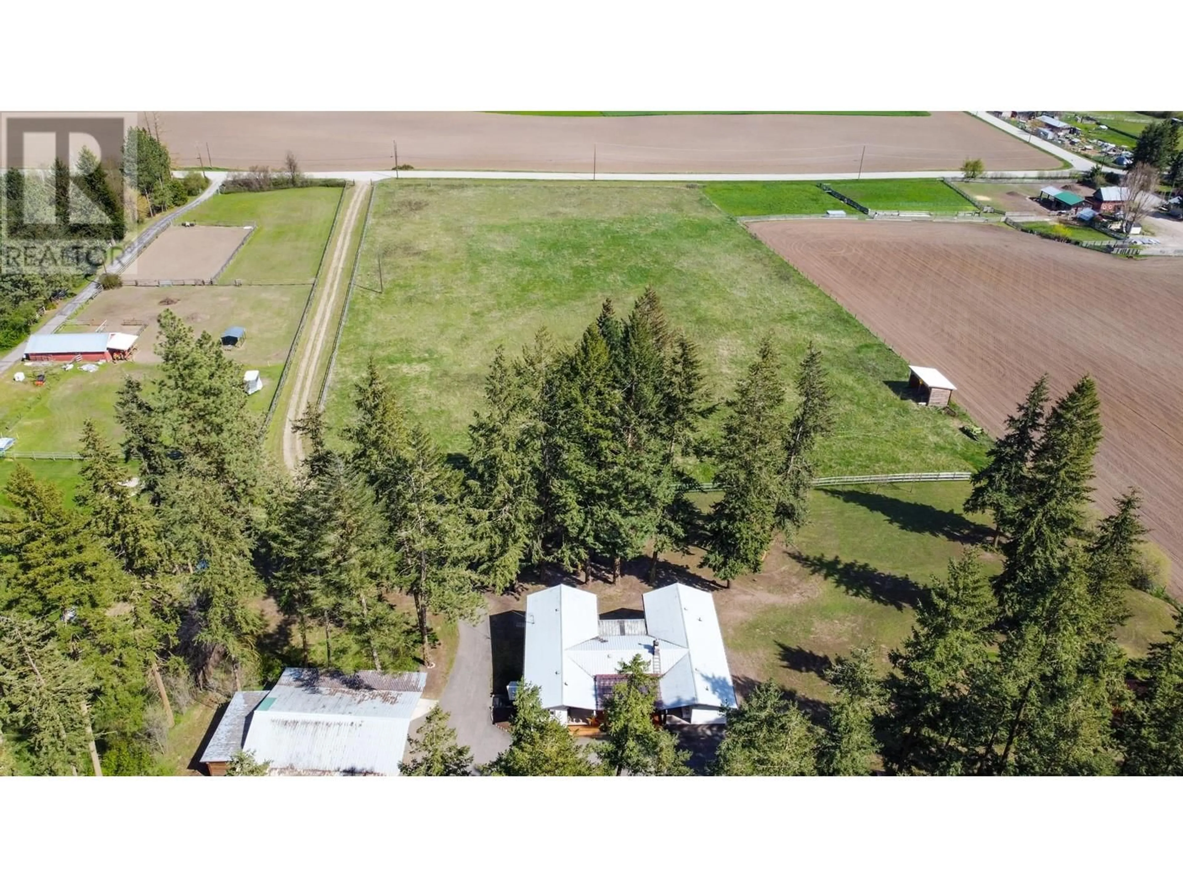 A pic from outside/outdoor area/front of a property/back of a property/a pic from drone, unknown for 4851 LANSDOWNE ROAD, Spallumcheen British Columbia V0E1B4