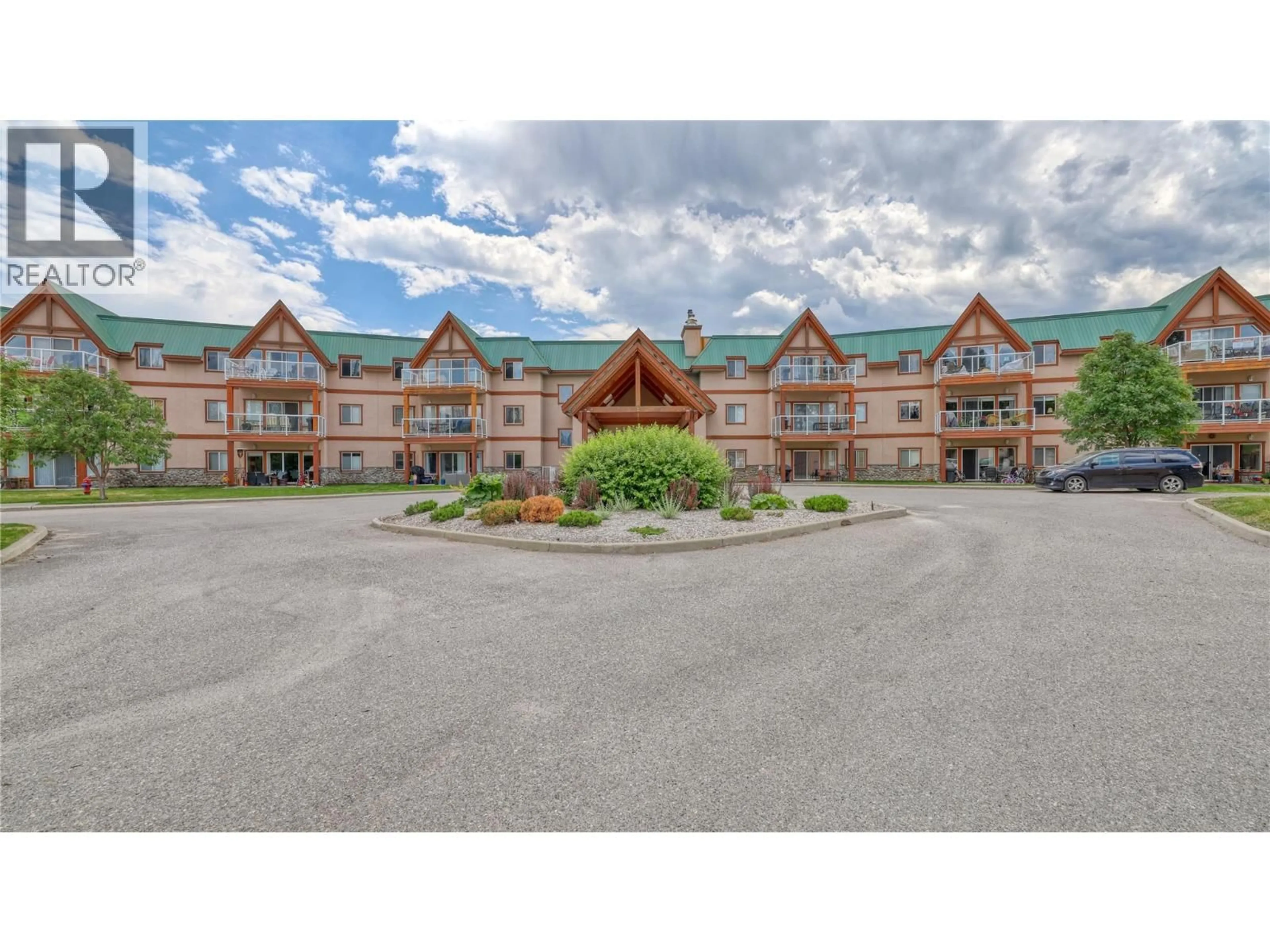 Unknown for 111H - 701 14A CRESCENT, Invermere British Columbia V0A1K0