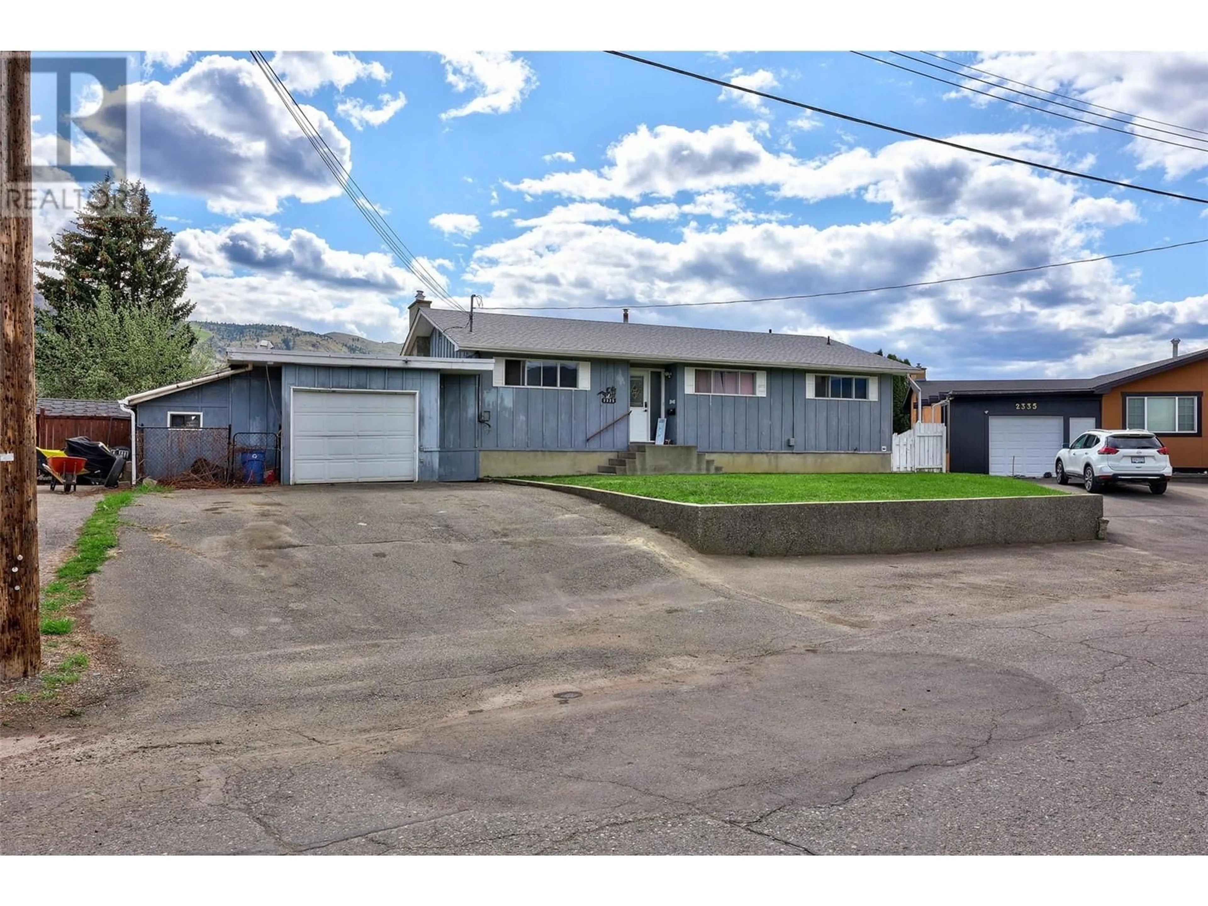 Unknown for 2325 DOWNIE PLACE, Kamloops British Columbia V2B4J7