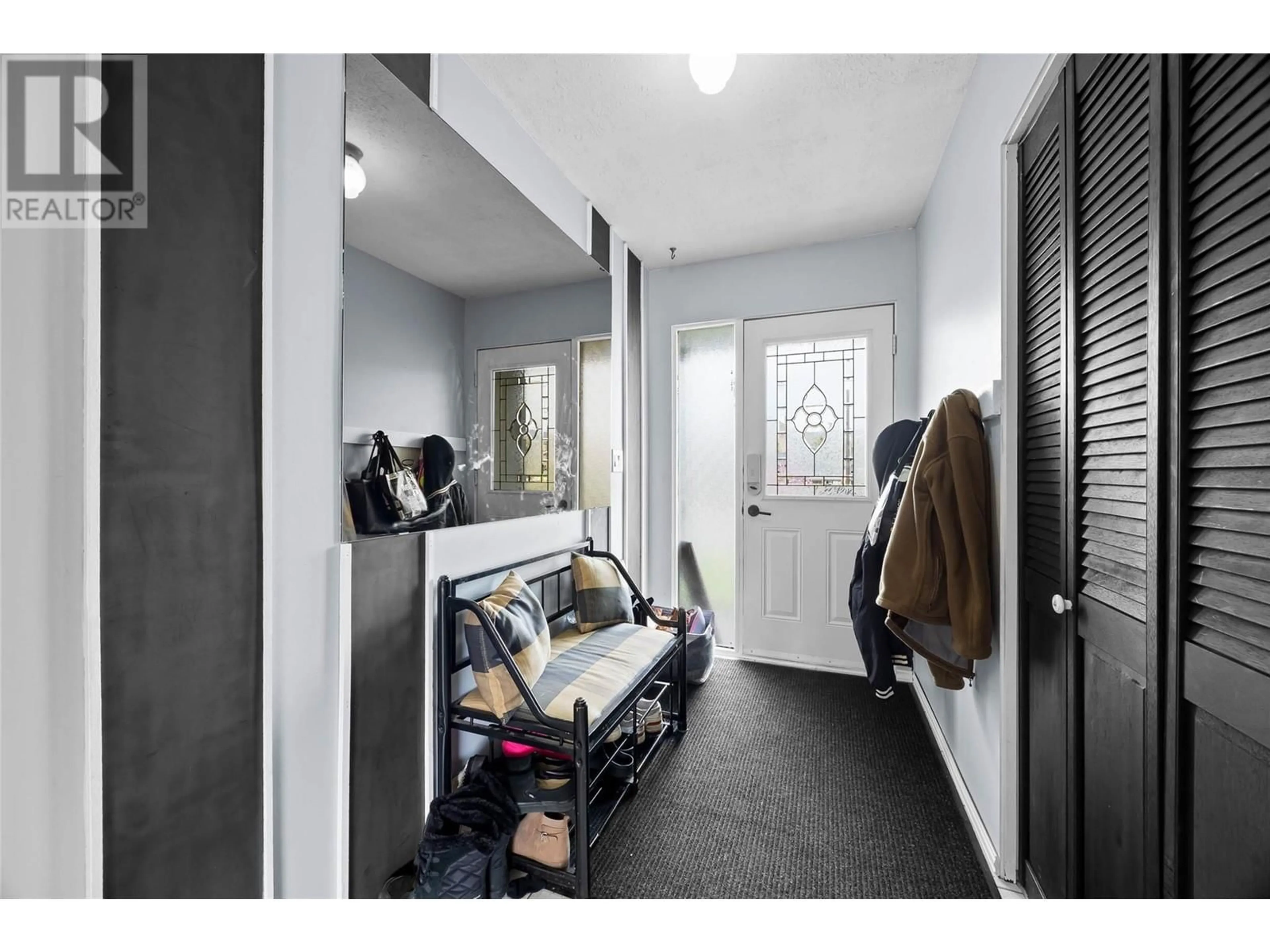 Indoor entryway for 2325 DOWNIE PLACE, Kamloops British Columbia V2B4J7