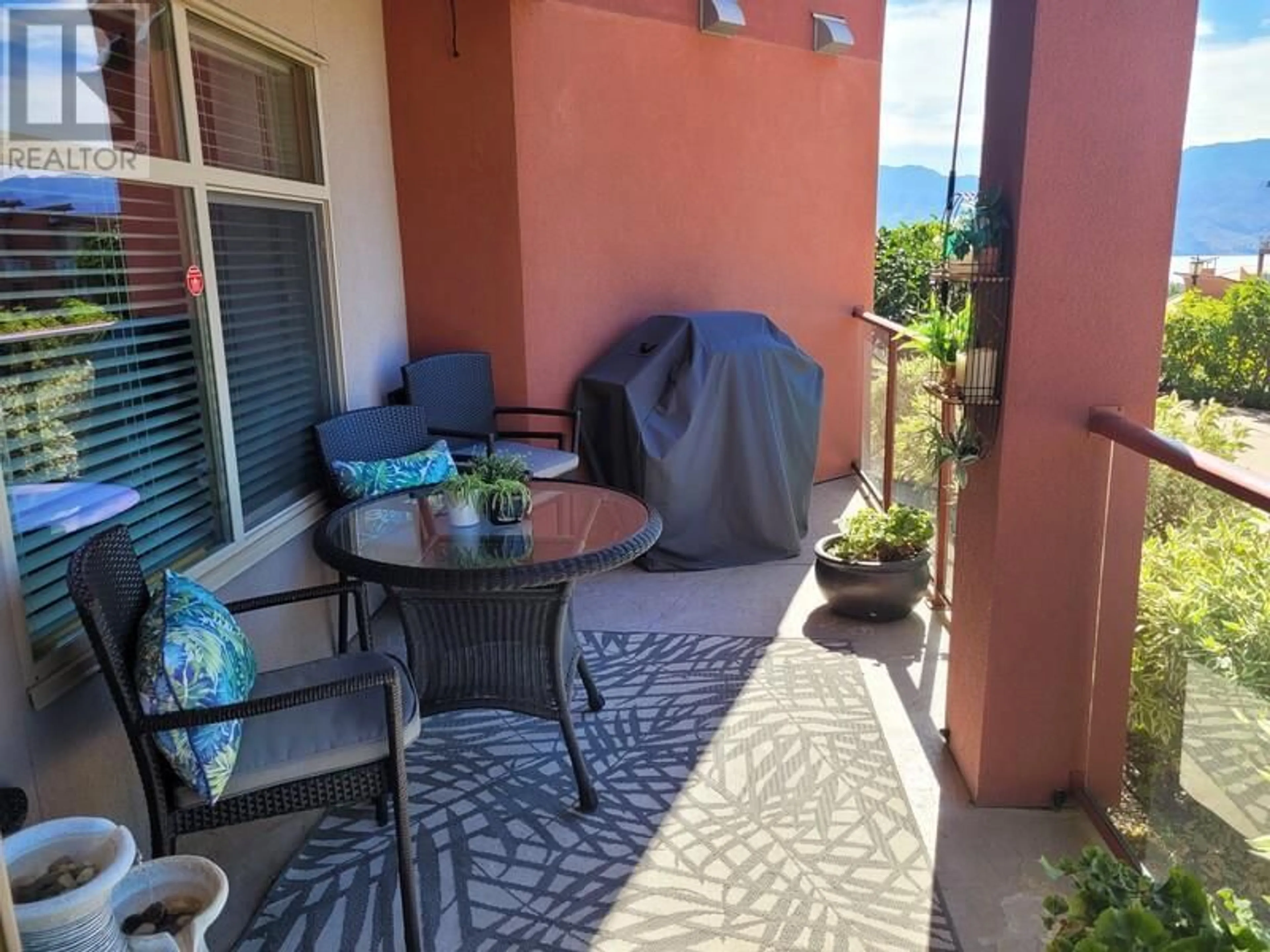 Patio, street for 101 - 3229 SKYVIEW LANE, West Kelowna British Columbia V4T3J3