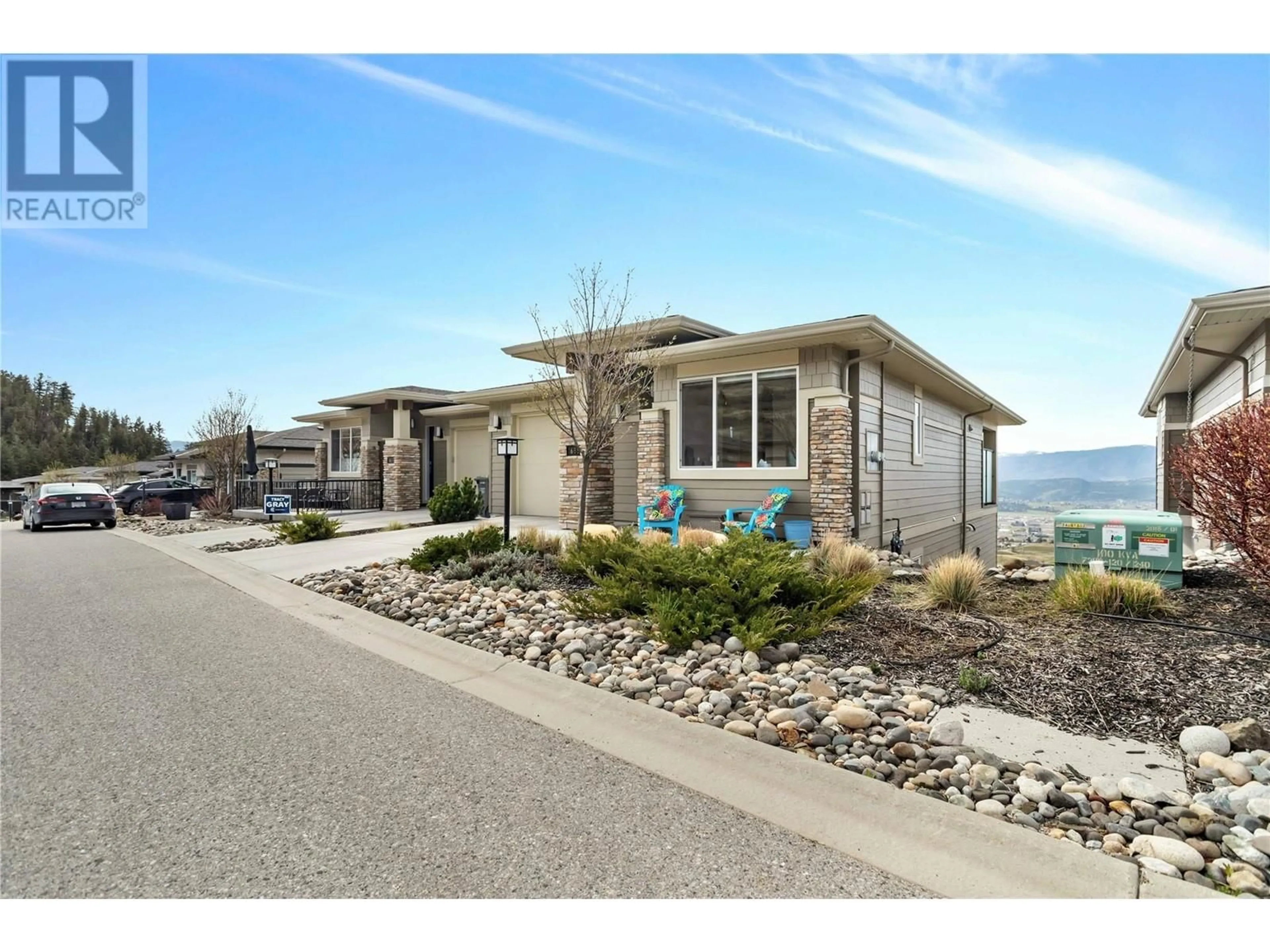 Home with vinyl exterior material, water/lake/river/ocean view for 1688 TOWER RANCH DRIVE, Kelowna British Columbia V1P1T2