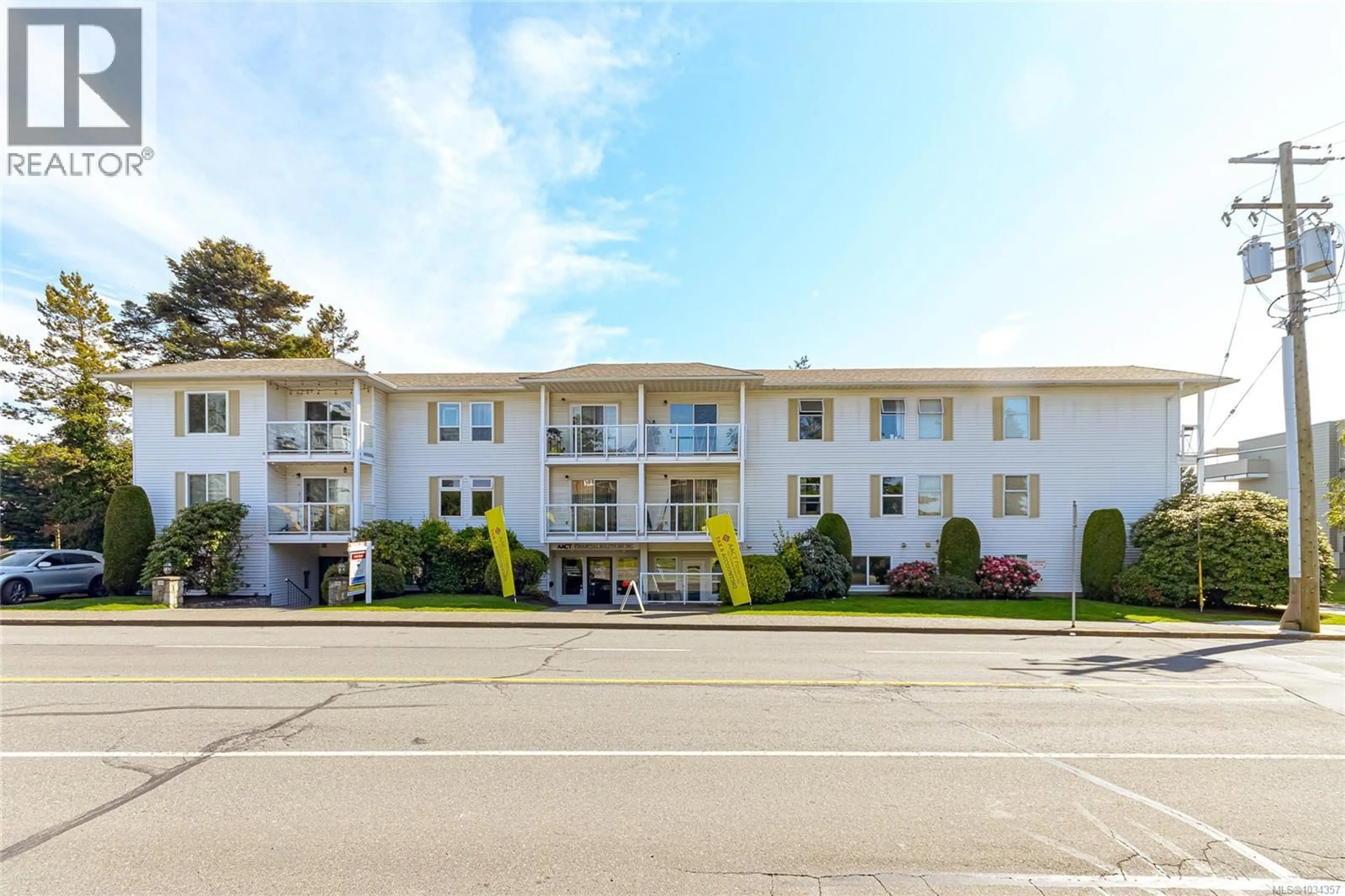 Unknown for 103 - 1351 ESQUIMALT ROAD, Esquimalt British Columbia V9A3R1