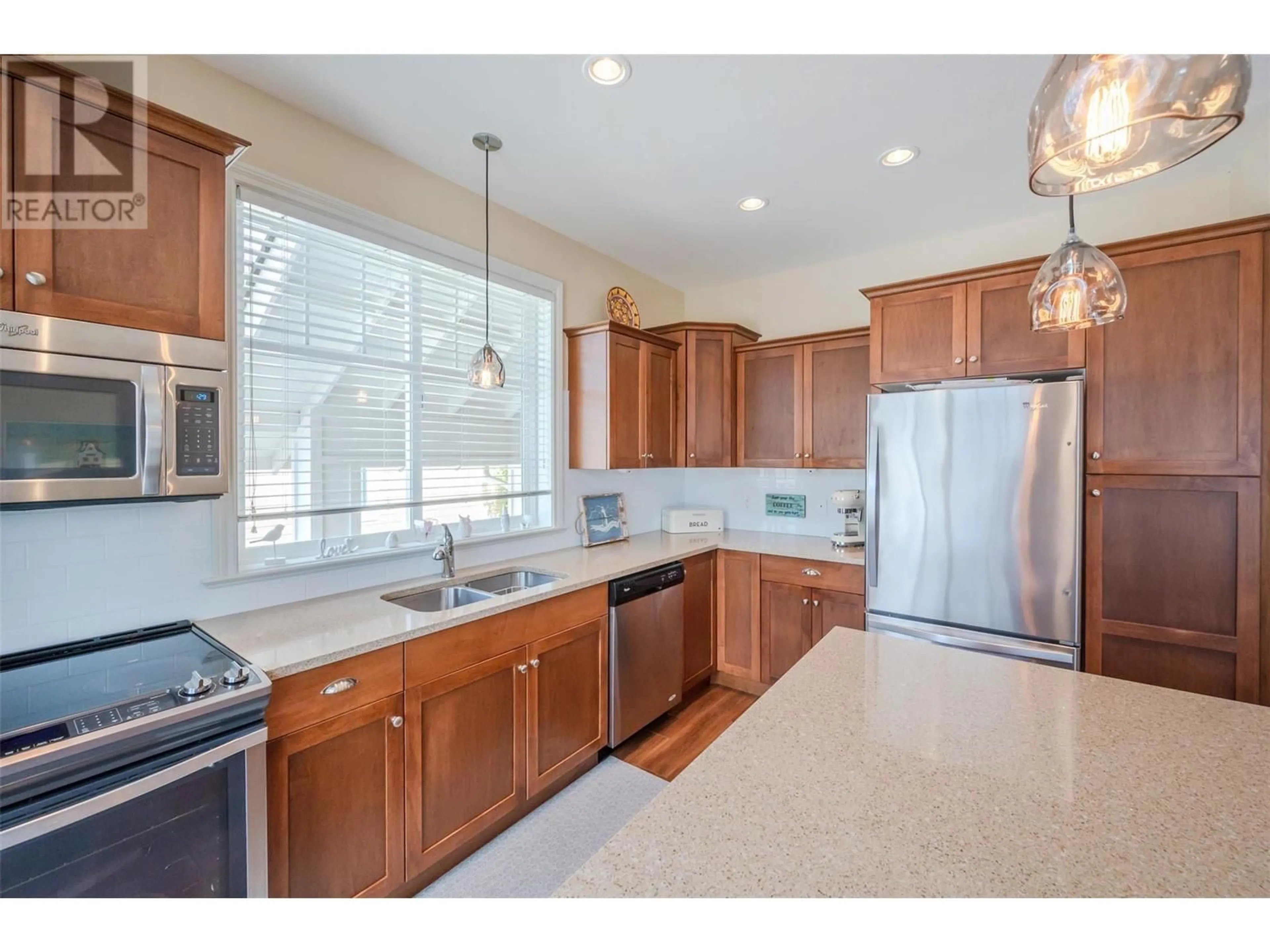 Open concept kitchen, ceramic/tile floor for 187 - 2450 RADIO TOWER ROAD, Oliver British Columbia V0H1T1