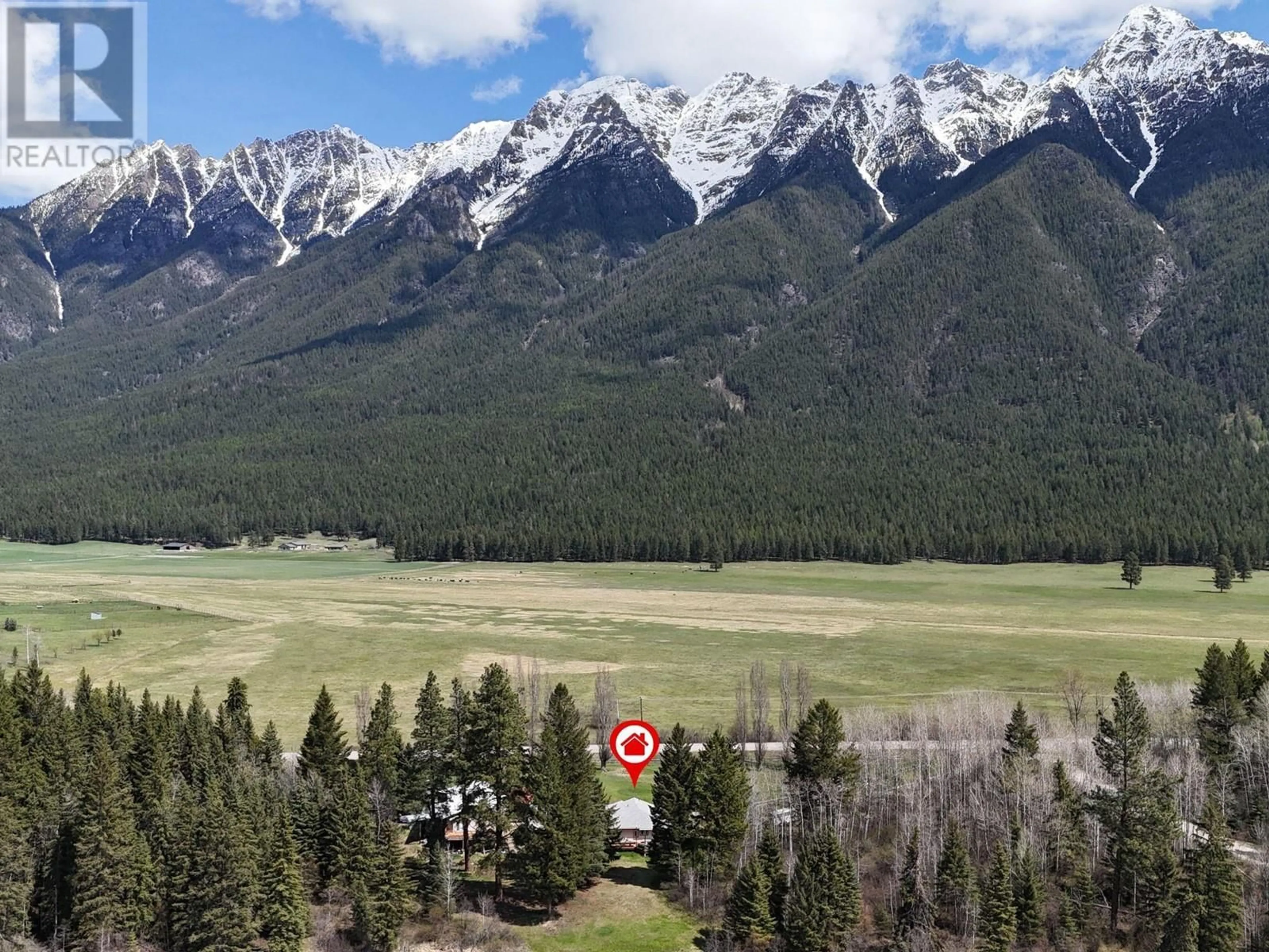 A pic from outside/outdoor area/front of a property/back of a property/a pic from drone, mountain view for 2325 WARDNER FORT STEELE ROAD, Fort Steele British Columbia V0B1N0