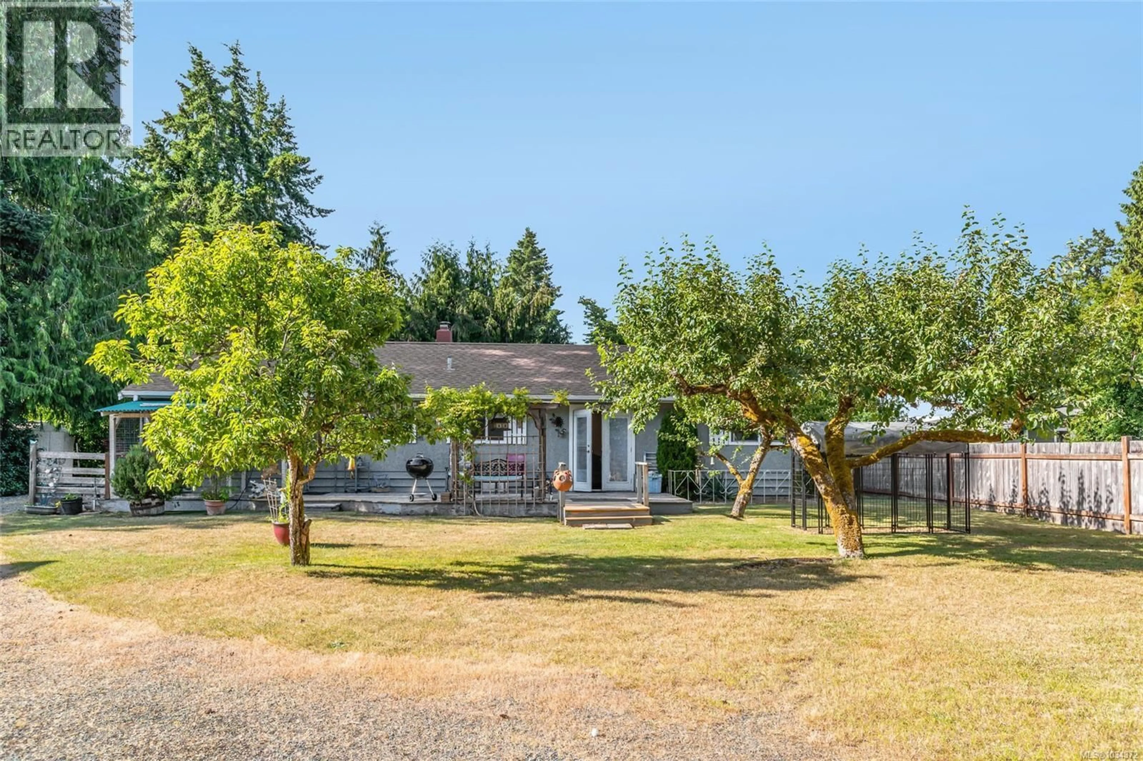 A pic from outside/outdoor area/front of a property/back of a property/a pic from drone, unknown for 1226 CENTRE ROAD, Qualicum Beach British Columbia V9K2G8