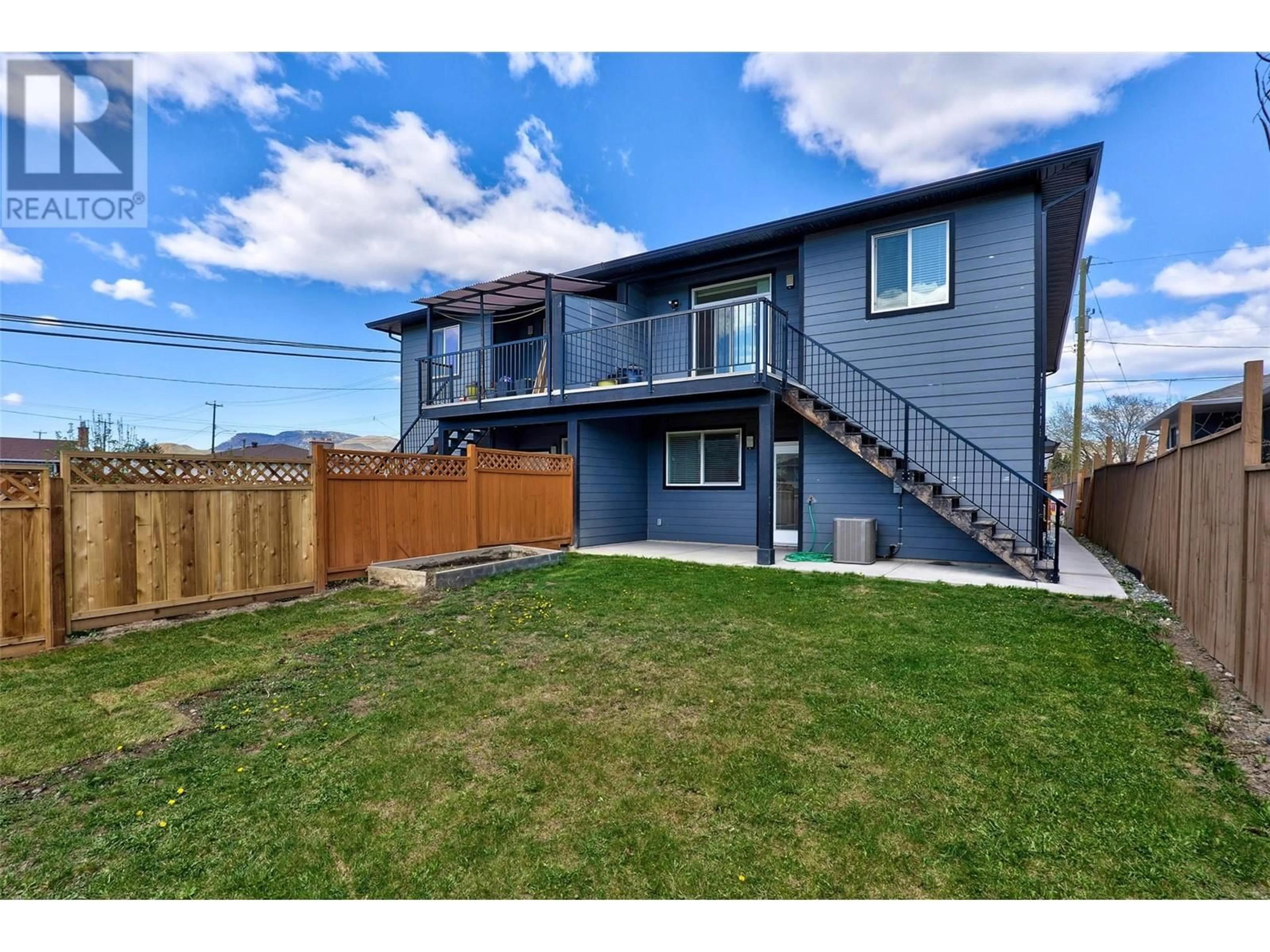 A pic from outside/outdoor area/front of a property/back of a property/a pic from drone, unknown for 967 LETHBRIDGE AVENUE, Kamloops British Columbia V2B1X9
