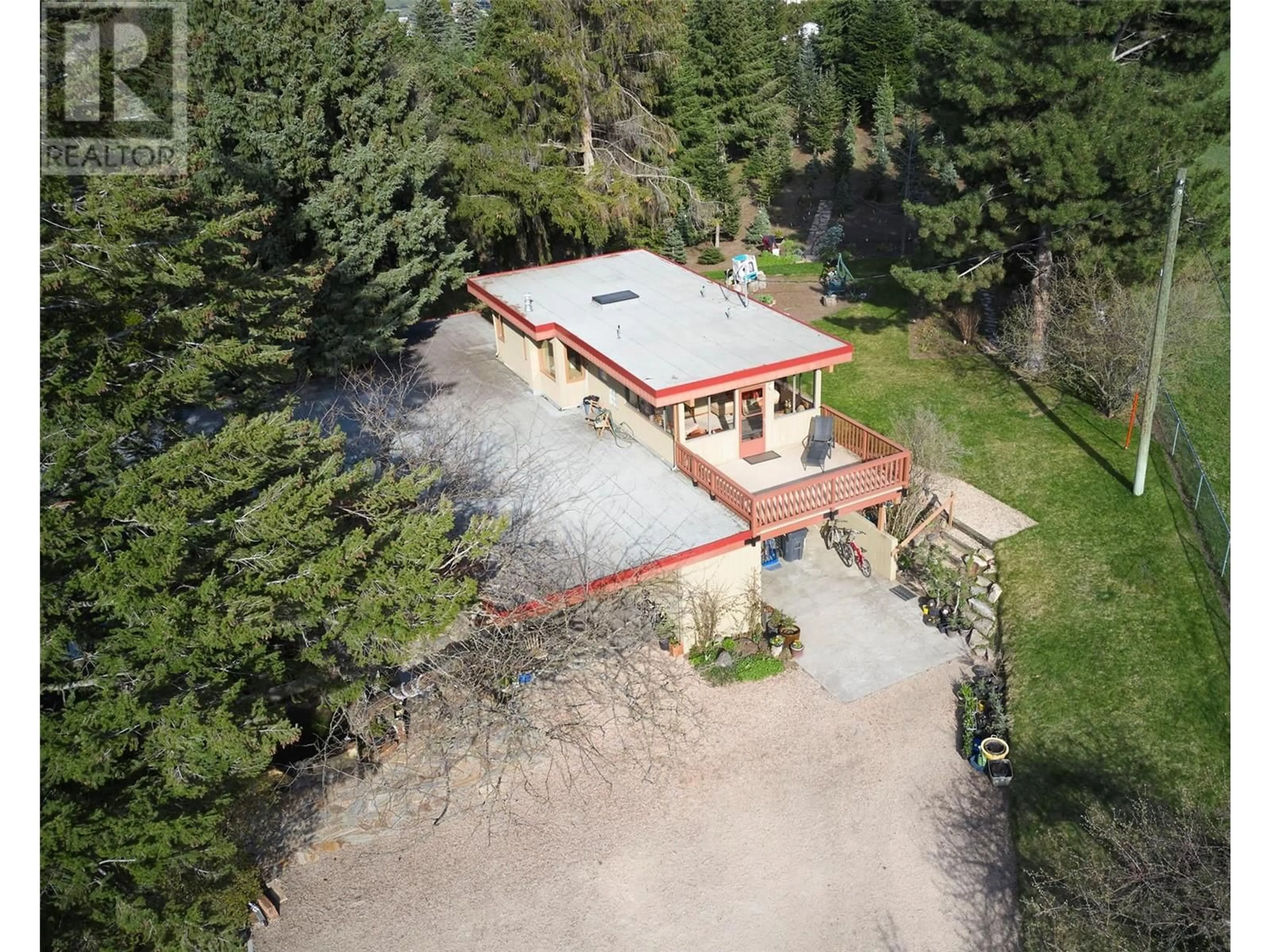 A pic from outside/outdoor area/front of a property/back of a property/a pic from drone, building for 239 STEPPING STONES CRESCENT, Spallumcheen British Columbia V1H1X2