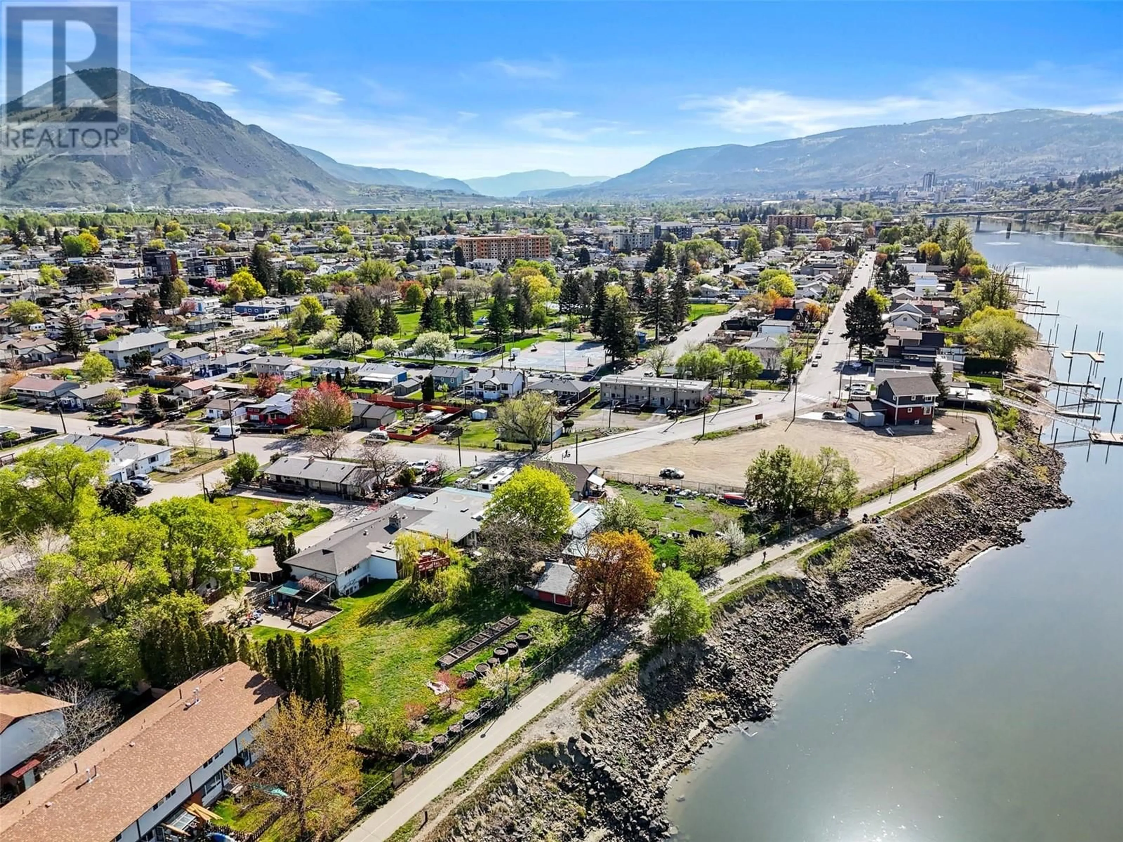 A pic from outside/outdoor area/front of a property/back of a property/a pic from drone, mountain view for 144 PARK STREET, Kamloops British Columbia V2B4A5