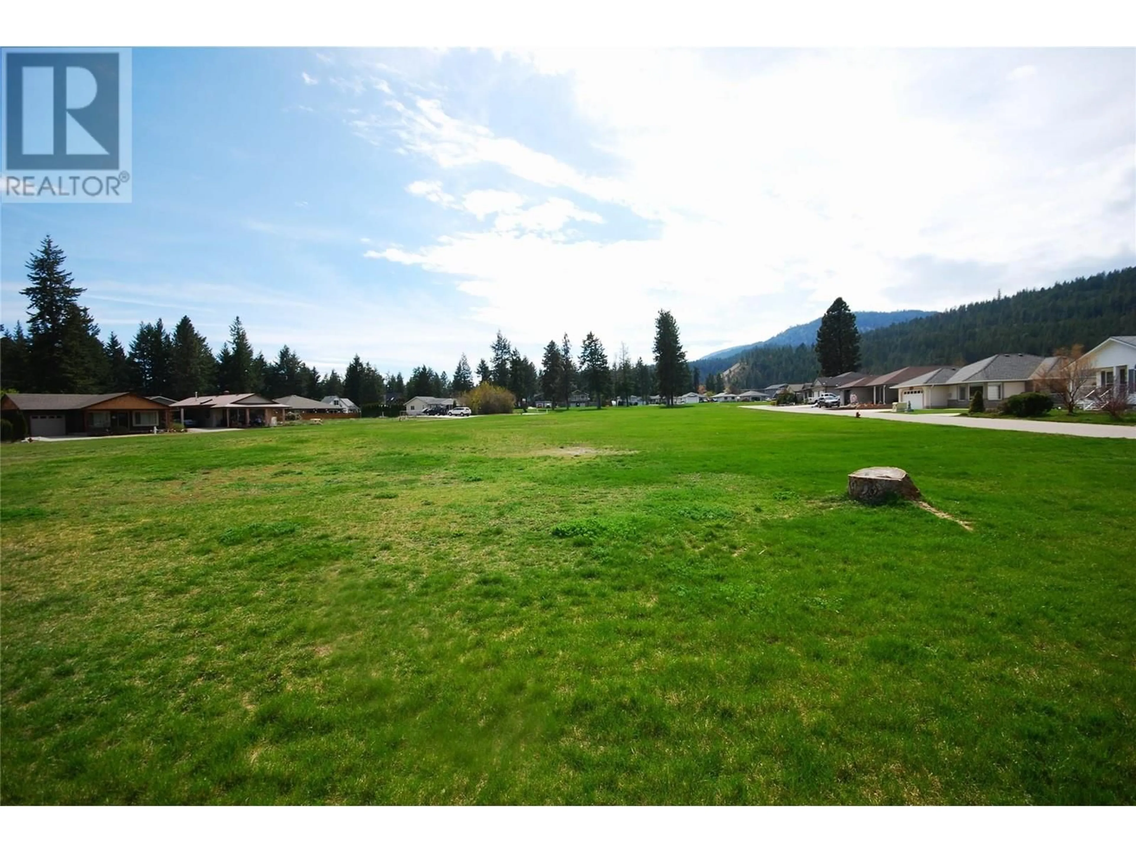 Unknown for 494 KINGFISHER AVENUE, Vernon British Columbia V1H2A1