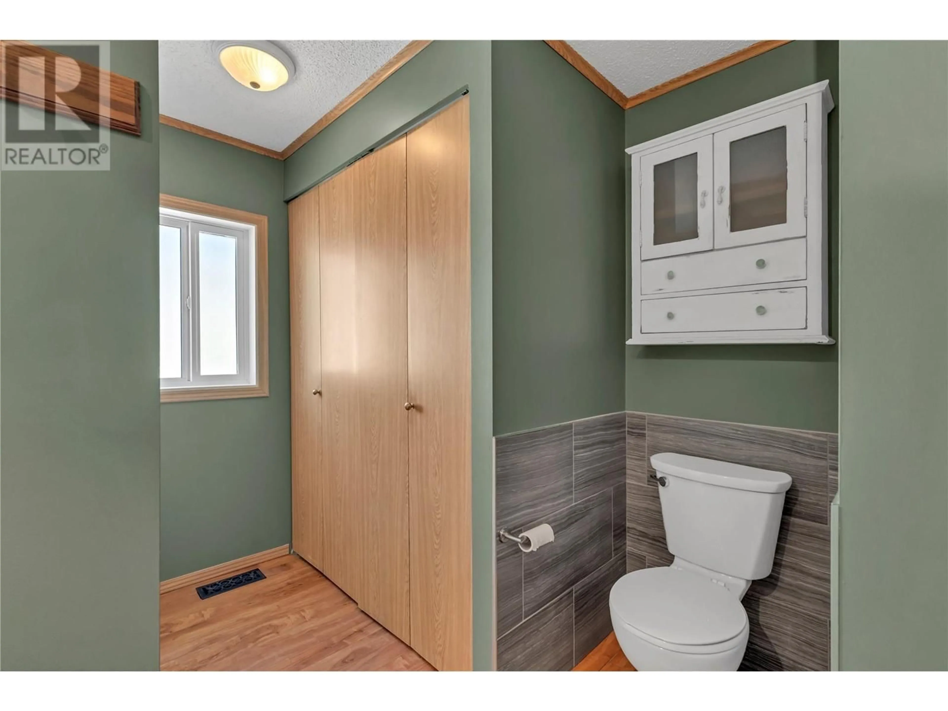 Standard bathroom, ceramic/tile floor for 67 - 263 HWY 3 OTHER, Princeton British Columbia V0X1W0