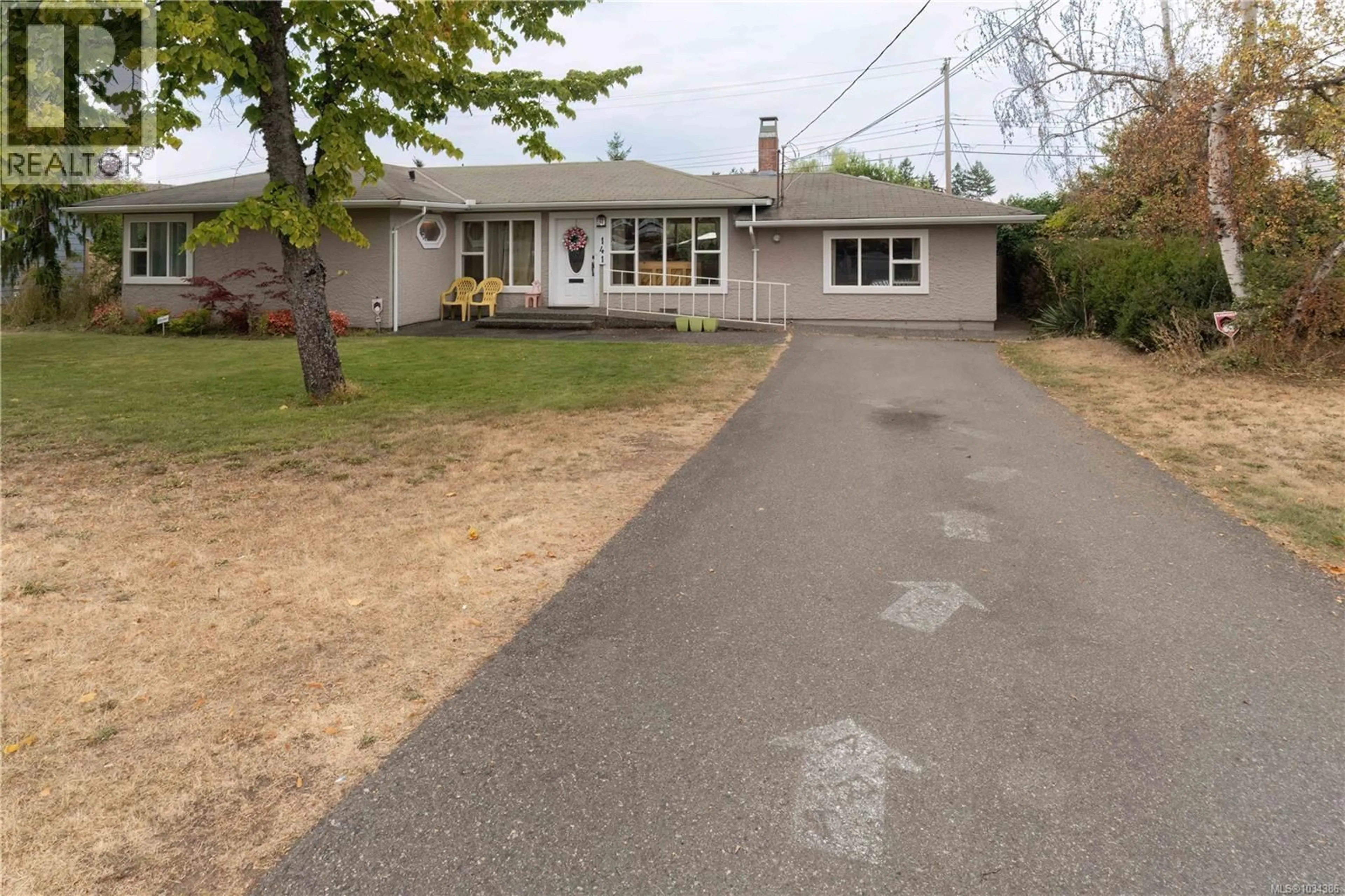 Home with vinyl exterior material, street for 141 JENSEN AVENUE EAST, Parksville British Columbia V9P2H6