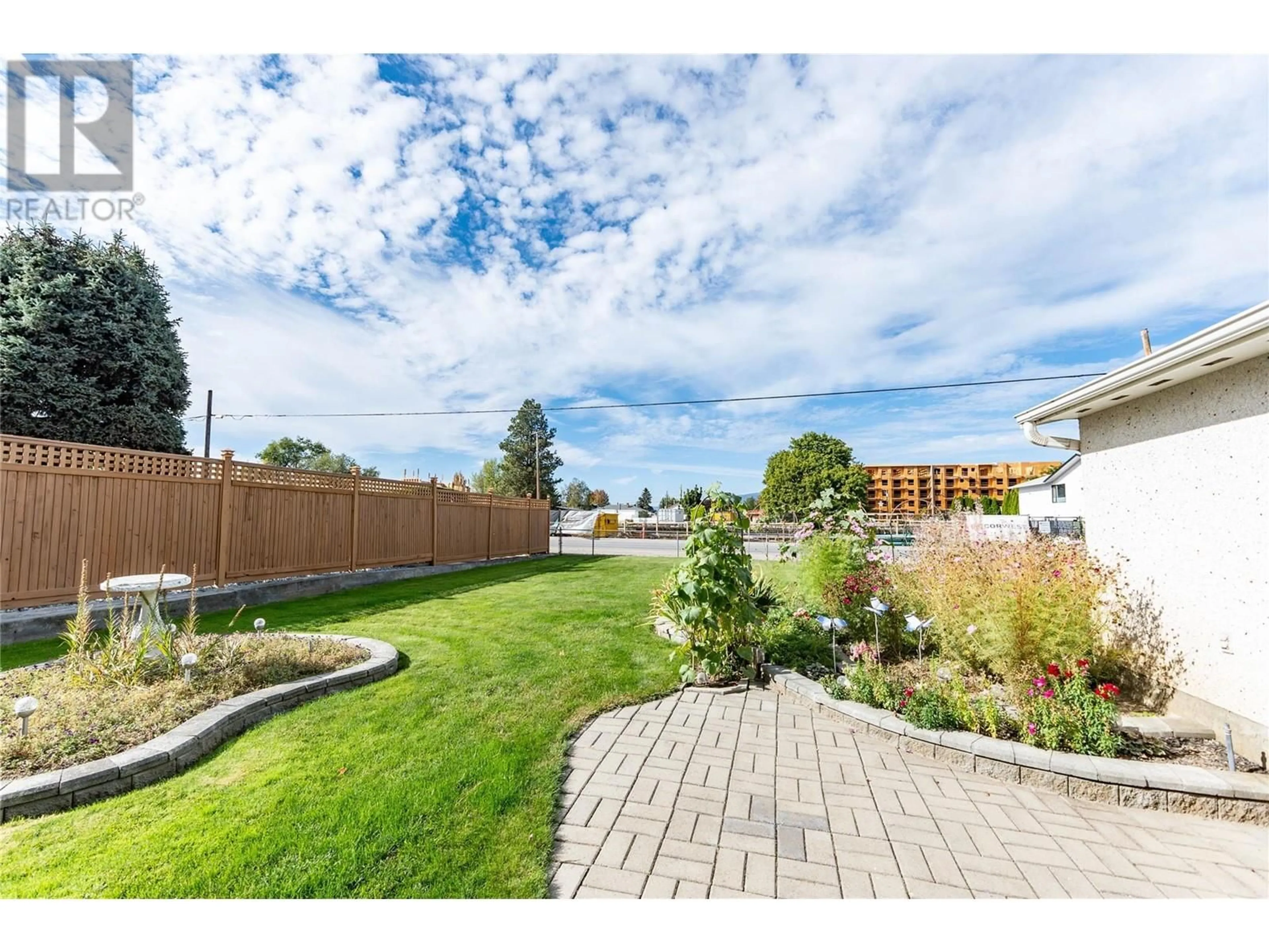 Unknown for 500 MCDONALD ROAD, Kelowna British Columbia V1X3H2