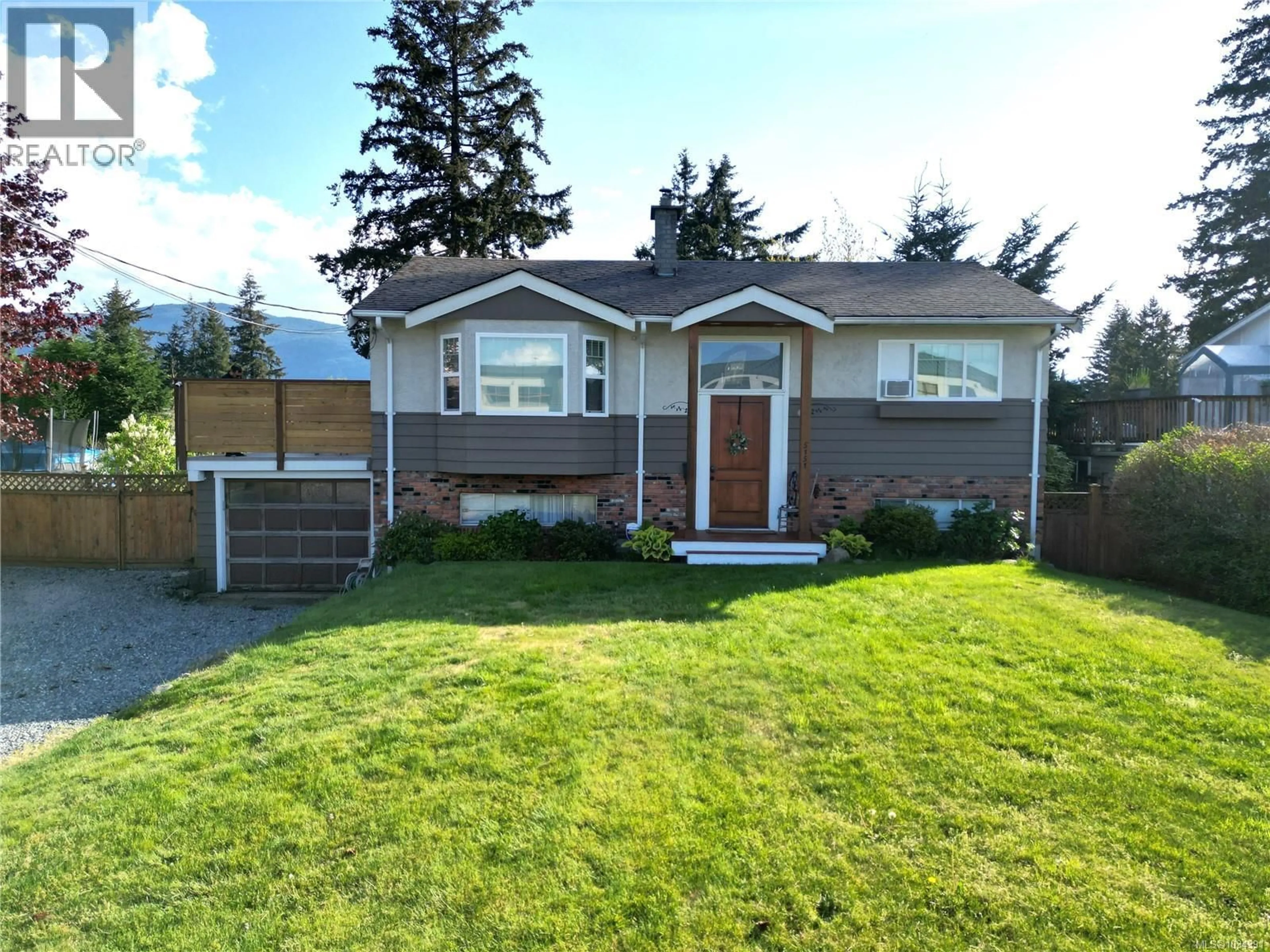 Home with vinyl exterior material, street for 5151 METRAL DRIVE, Nanaimo British Columbia V9T2K7