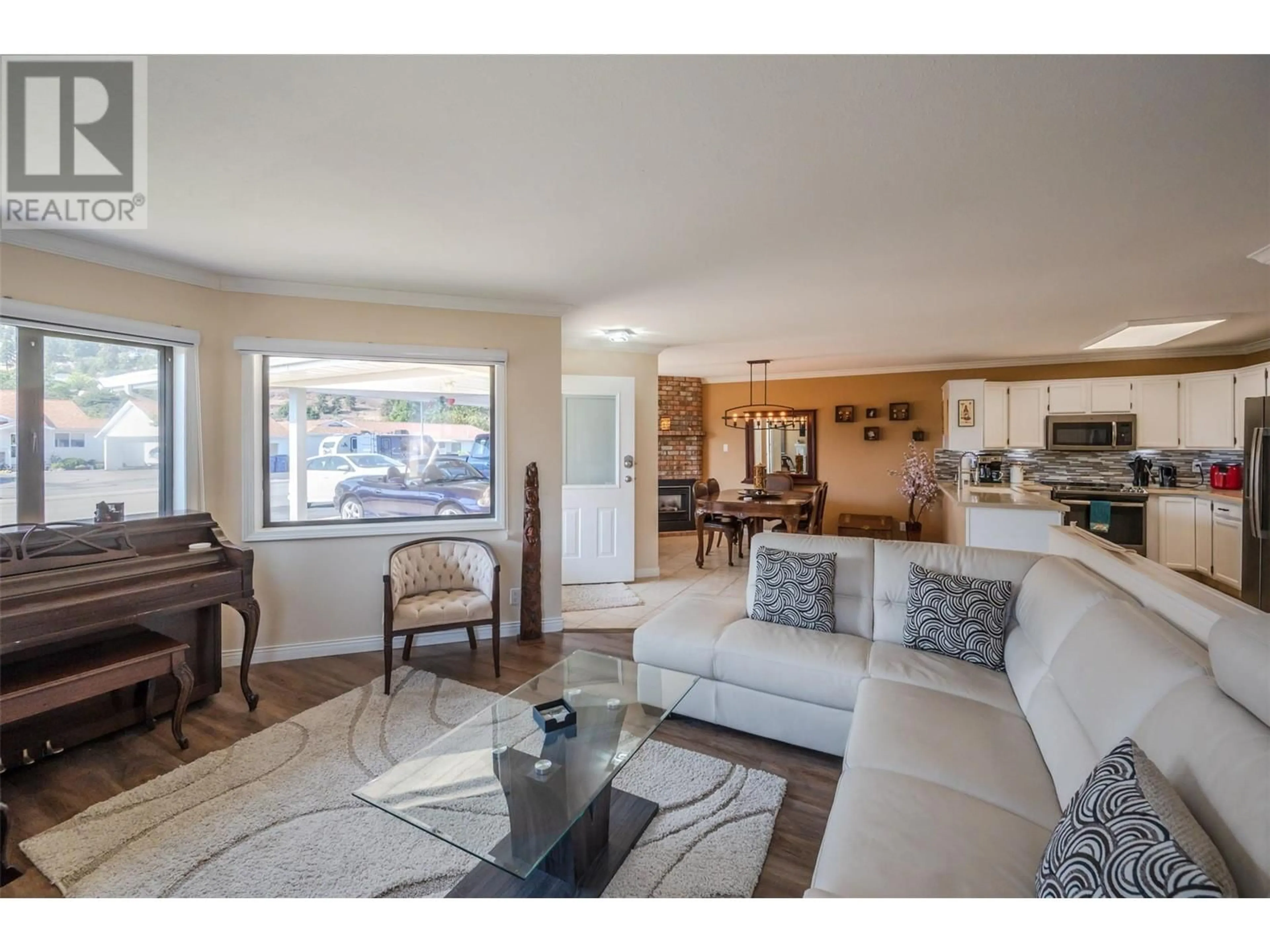 Living room with furniture, unknown for 6 - 8704 PURVES ROAD, Summerland British Columbia V0H1Z5
