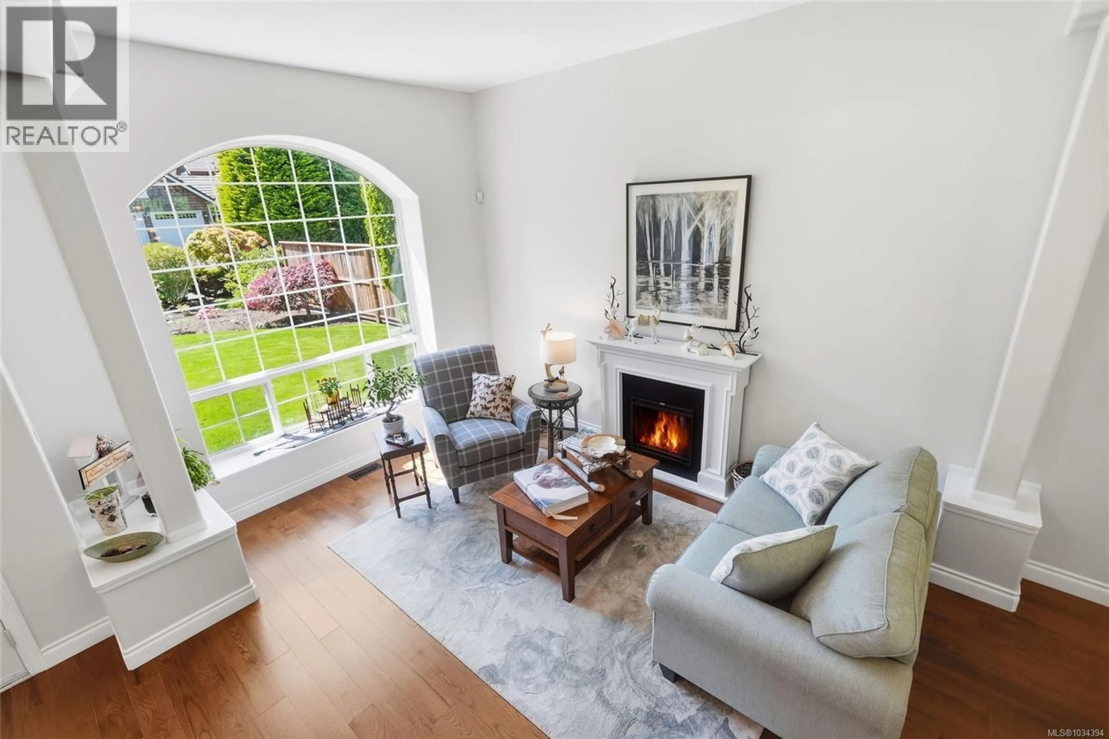 Living room with furniture, unknown for 589 BELYEA ROAD, Qualicum Beach British Columbia V9K1H3
