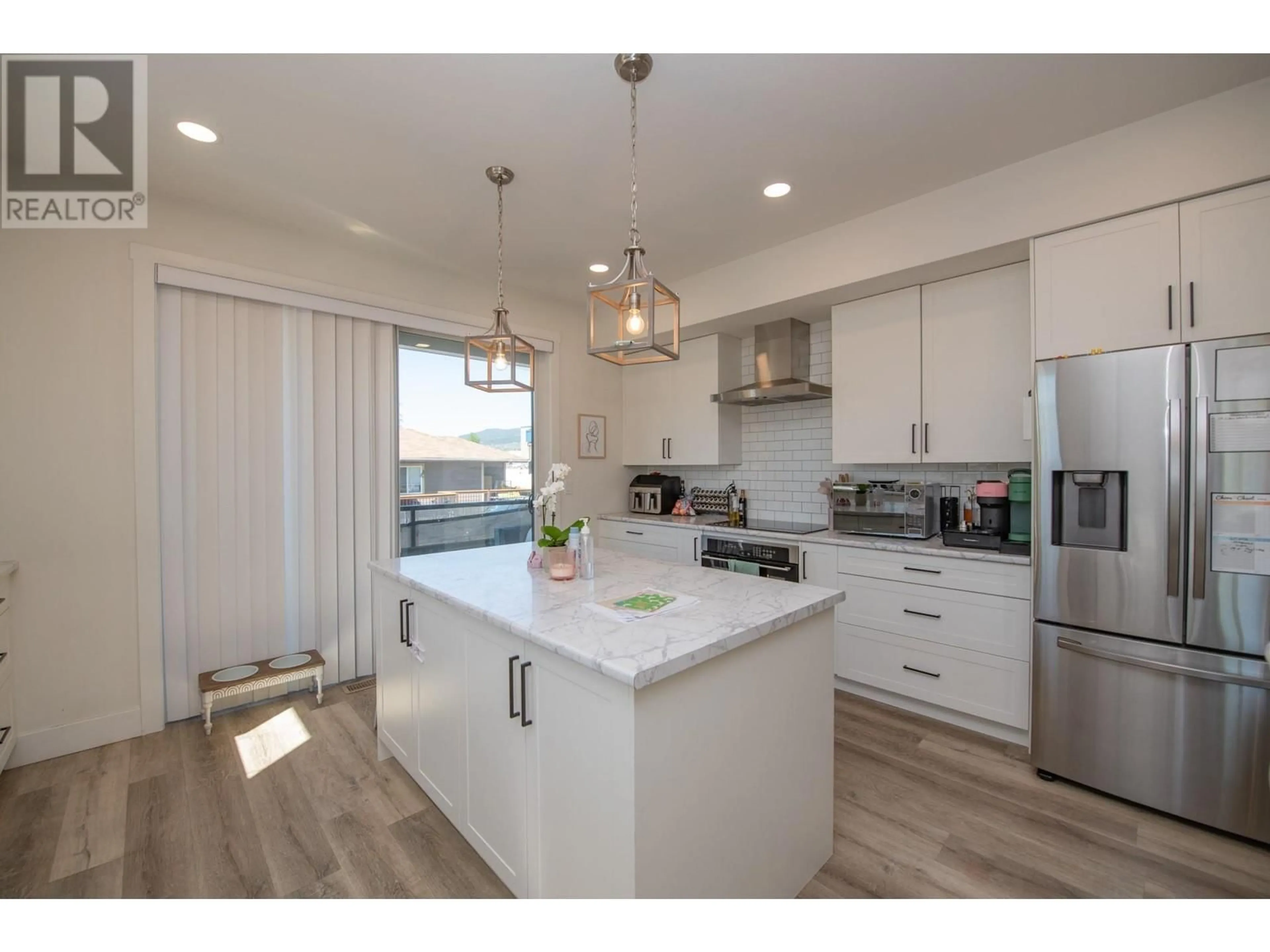Open concept kitchen, unknown for 4503 23 STREET, Vernon British Columbia V1T9J4