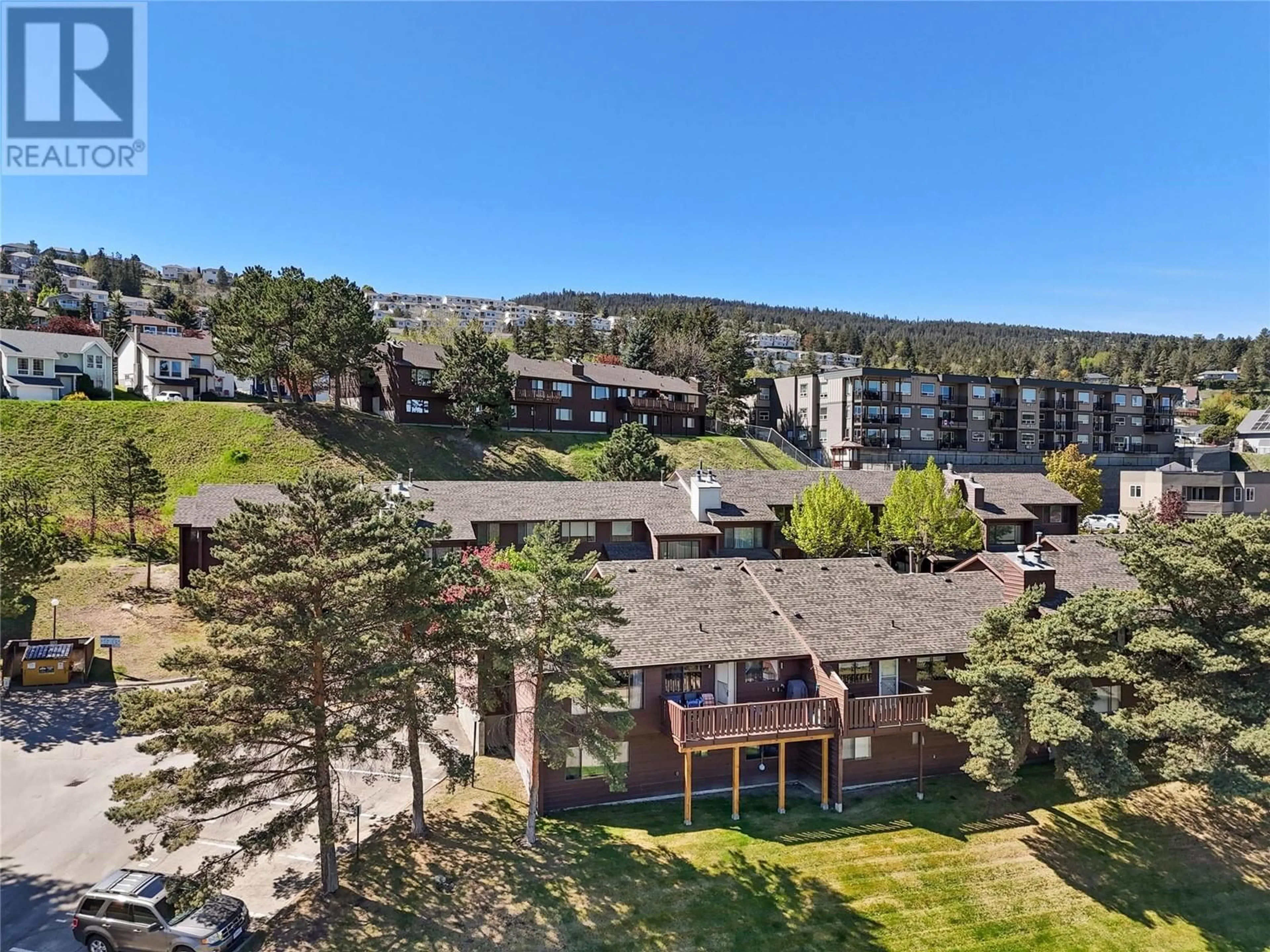 A pic from outside/outdoor area/front of a property/back of a property/a pic from drone, mountain view for 13 - 1155 HUGH ALLAN DRIVE, Kamloops British Columbia V1S1B4