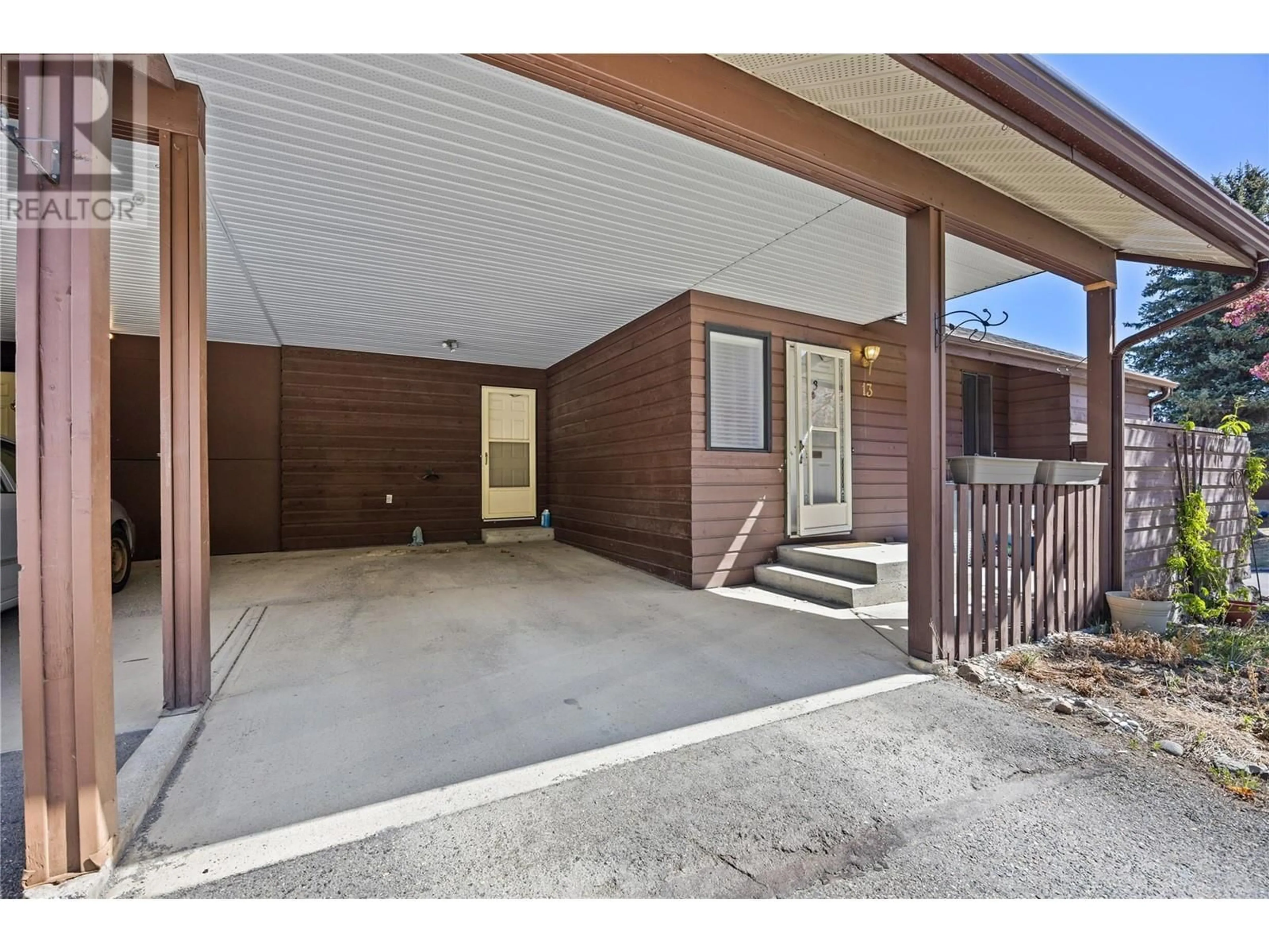 Indoor garage for 13 - 1155 HUGH ALLAN DRIVE, Kamloops British Columbia V1S1B4