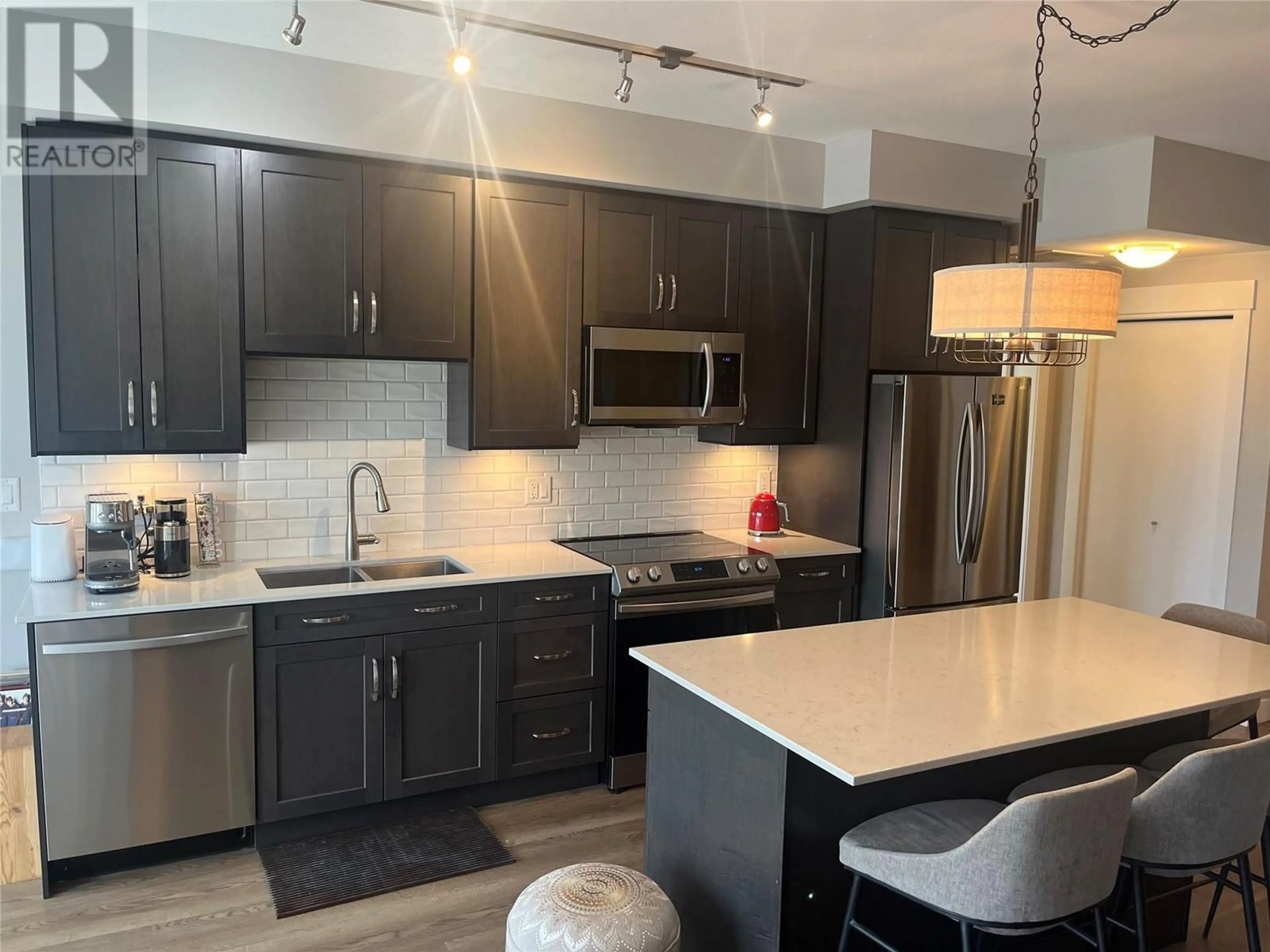 Open concept kitchen, unknown for 2315 - 1030 TALASA WAY, Kamloops British Columbia V2H1R1